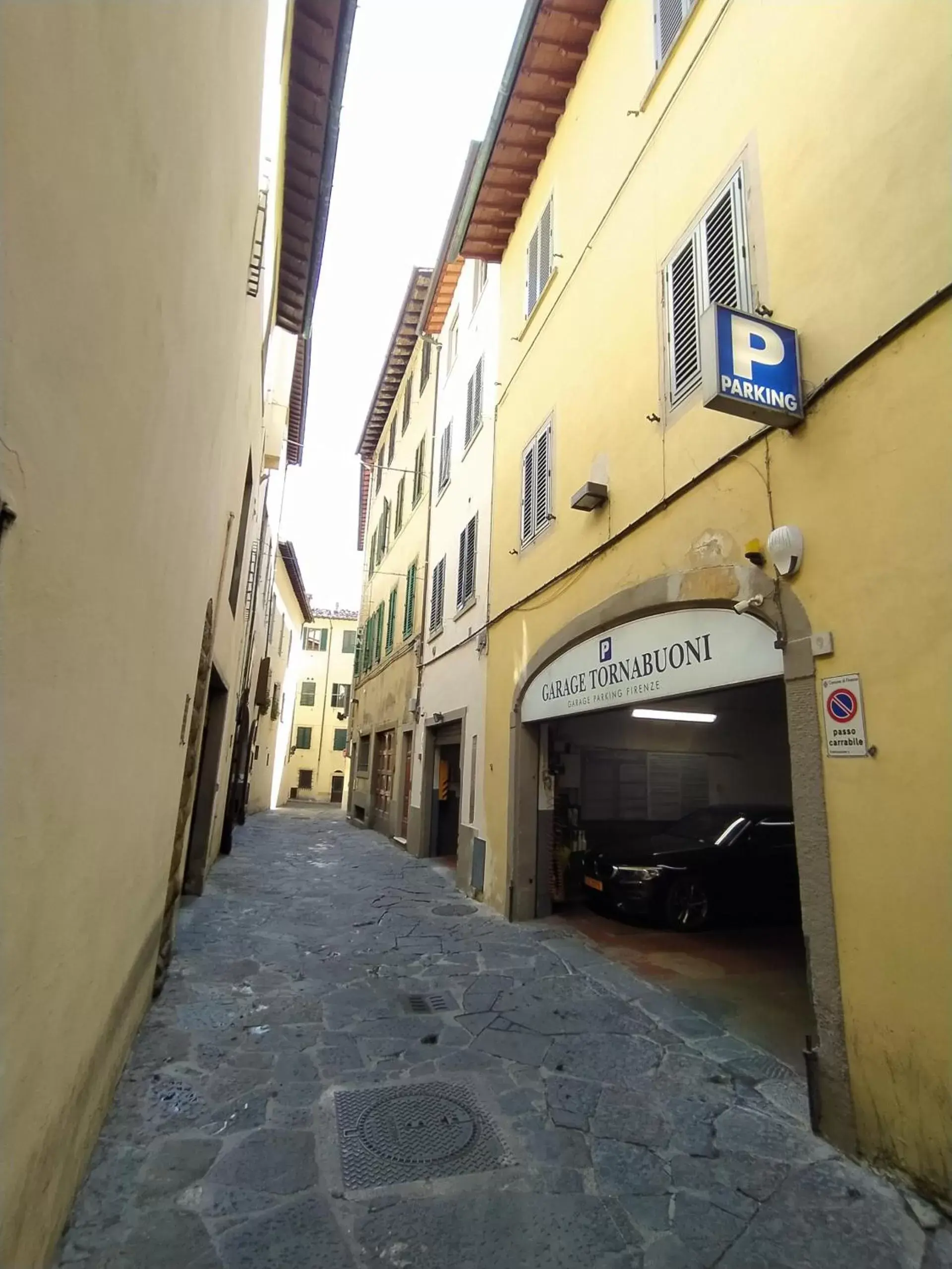 Parking in Tornabuoni View