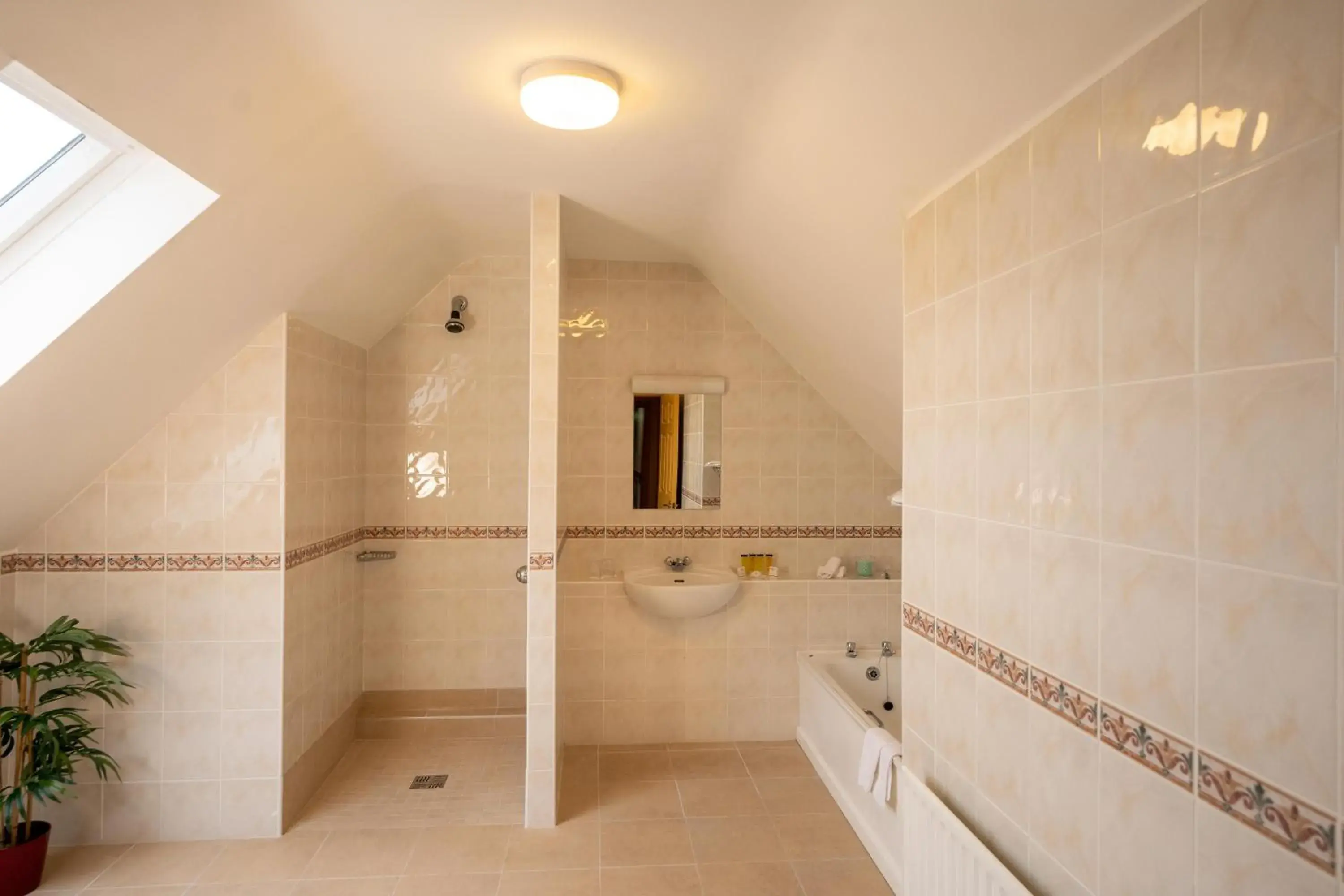 Shower, Bathroom in Waterfront House