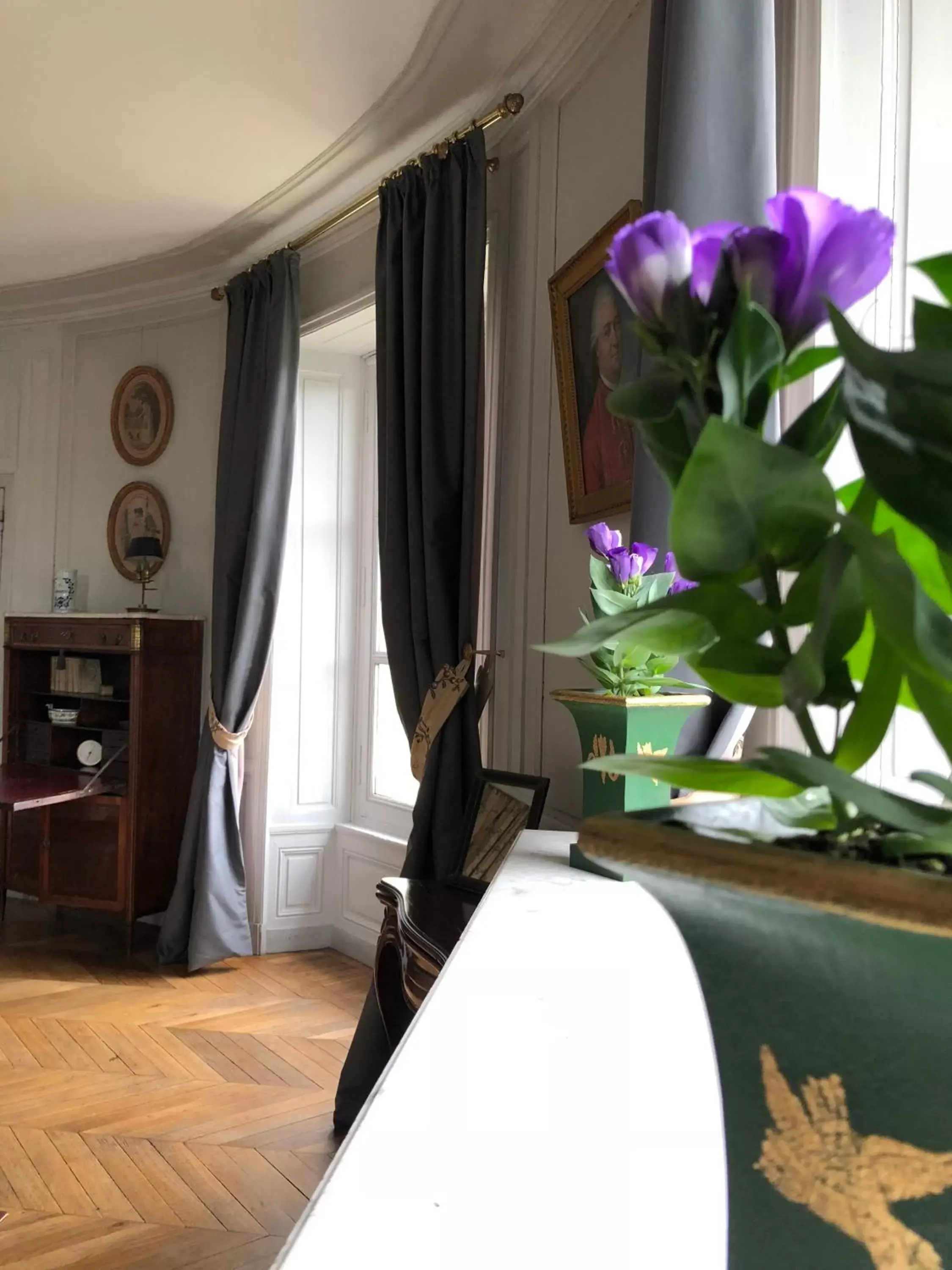 Decorative detail, Bed in Castel Saint-Léonard