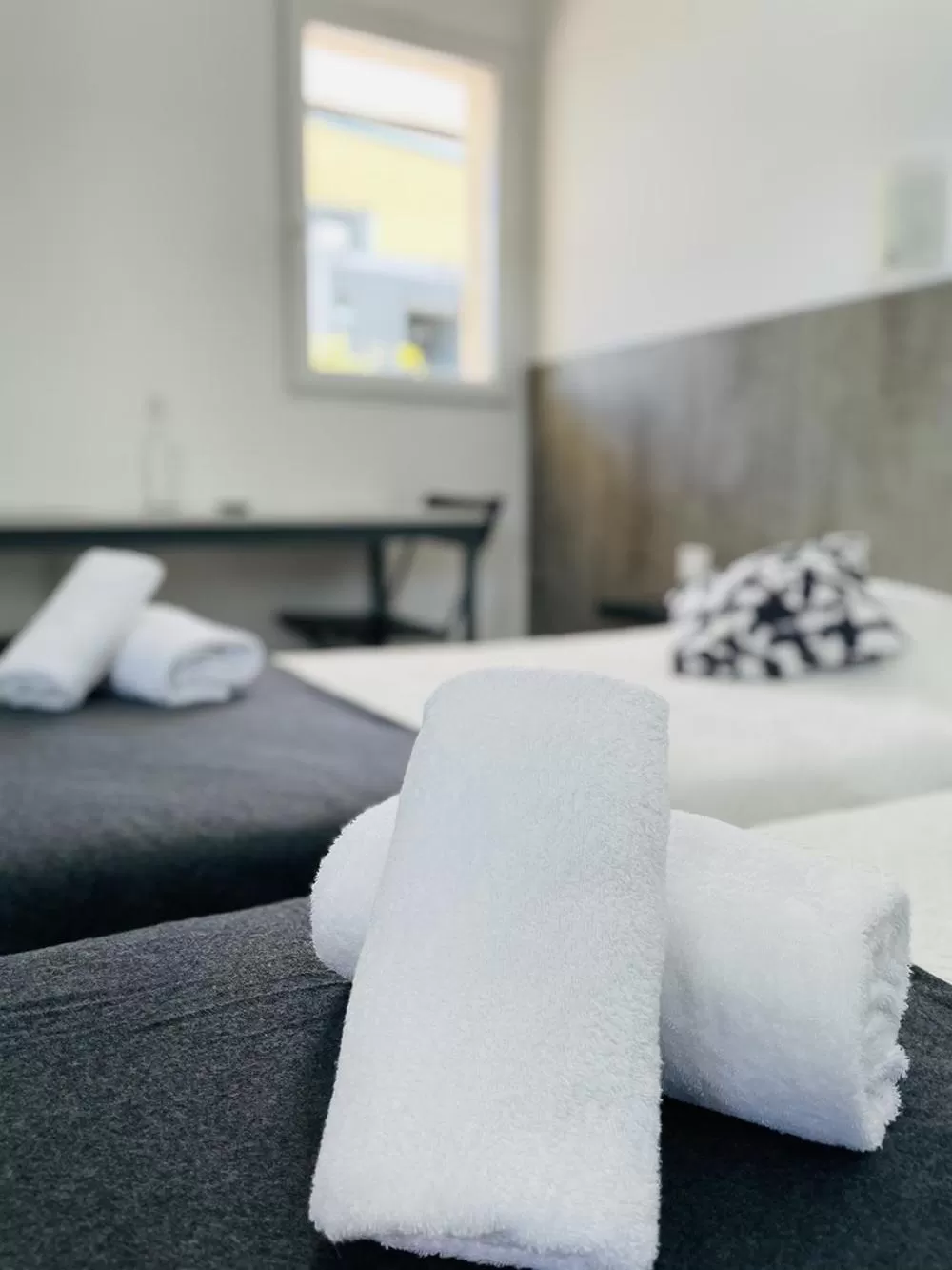 Property building, Bed in Le Clos la Verdière