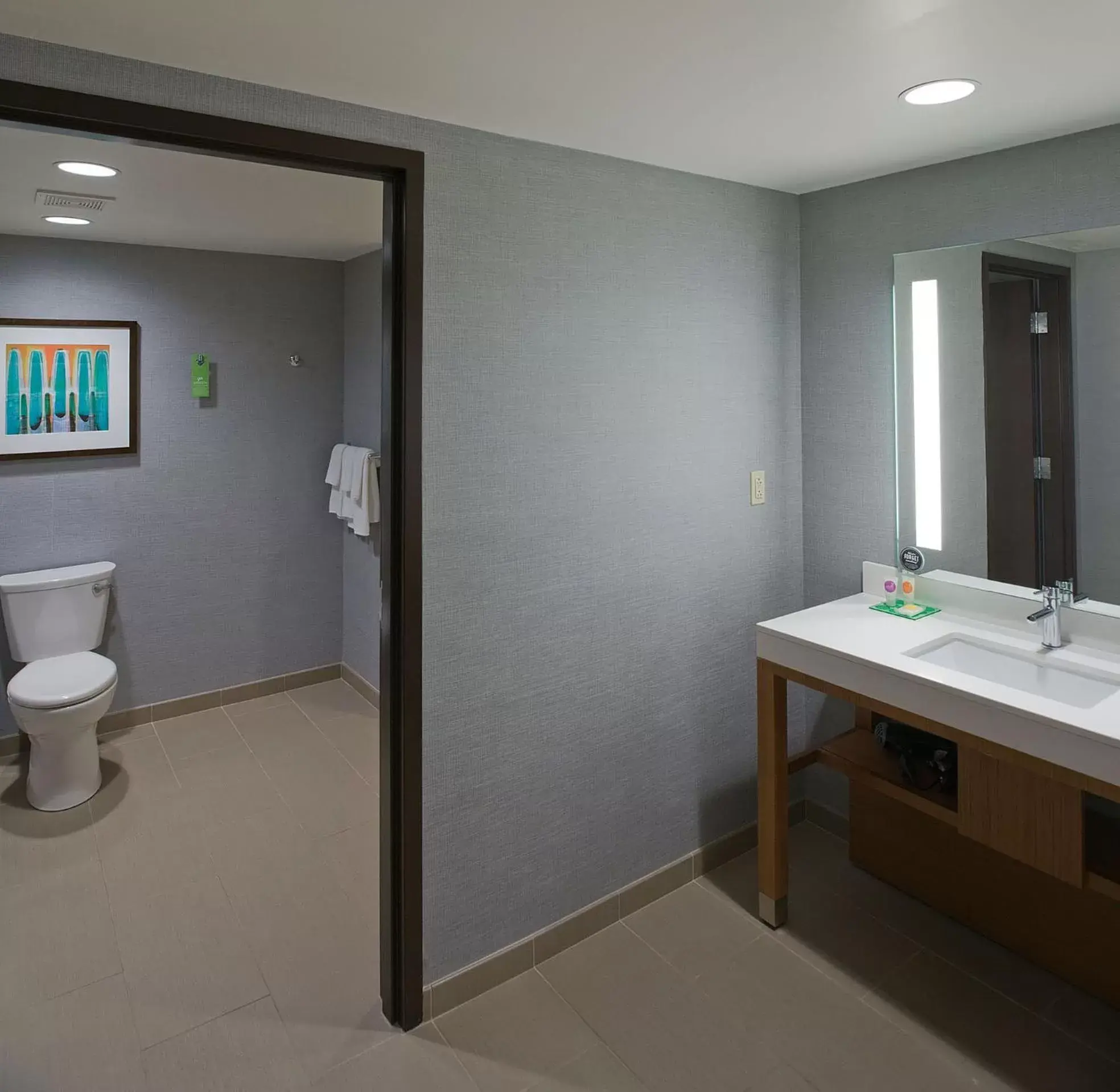 Queen Room with Two Queen Beds with Accessible Tub - Disability Access in Hyatt Place Bloomington / Normal Queen Room with Two Queen Beds with Accessible Tub - Disability Access in Hyatt Place Bloomington / Normal