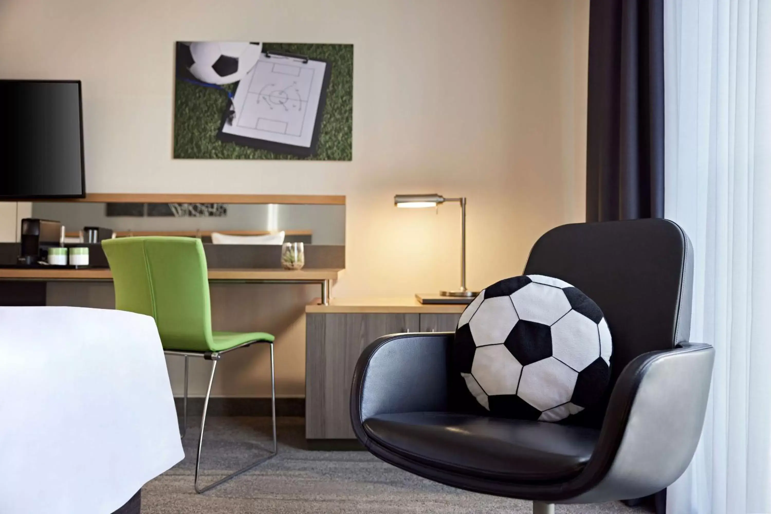 Bedroom, Seating Area in Lindner Hotel Leverkusen BayArena, part of JdV by Hyatt