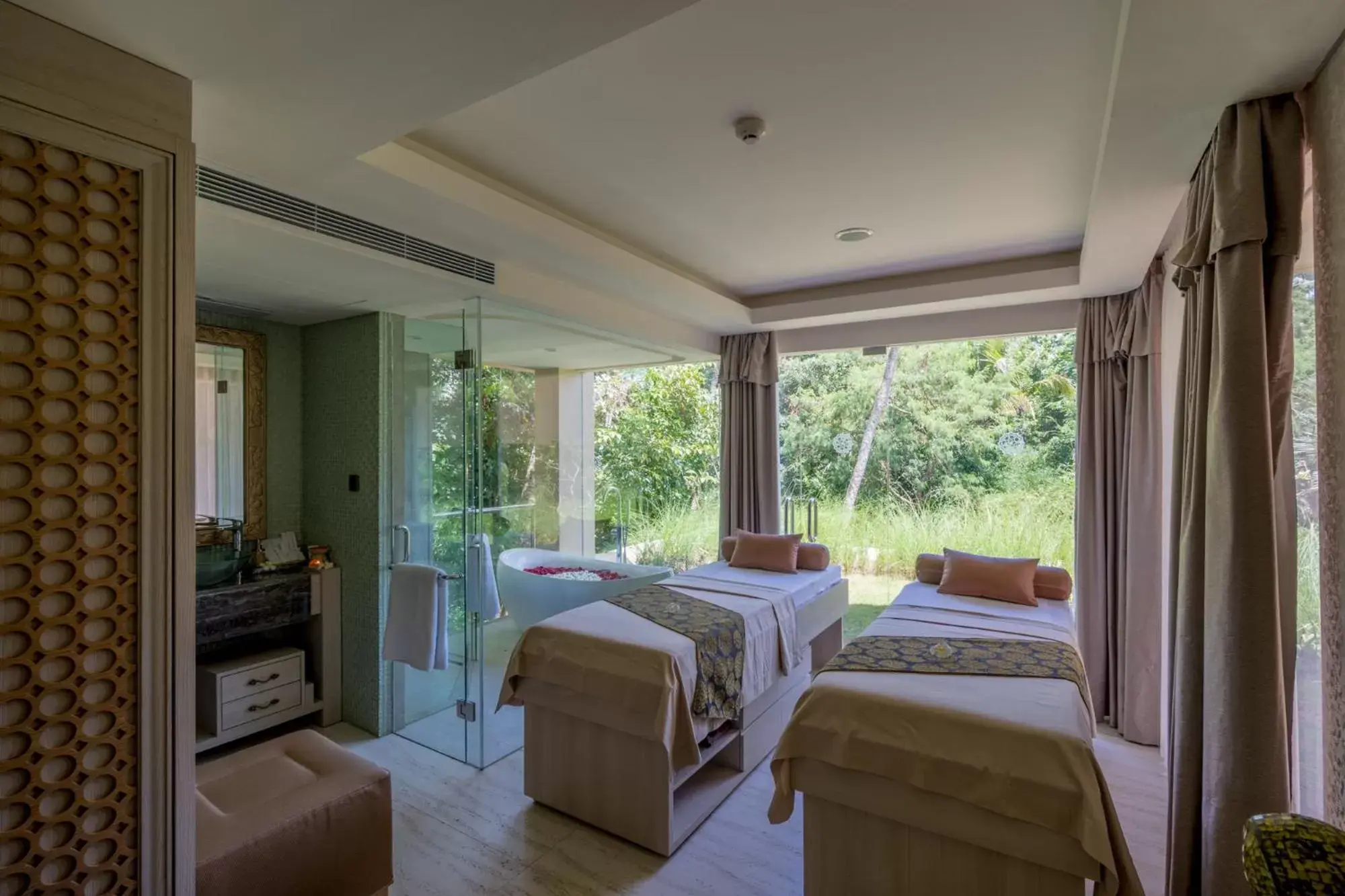 Spa and wellness centre/facilities, Bed in SereS Springs Resort & Spa, Singakerta Spa and wellness centre/facilities, Bed in SereS Springs Resort & Spa, Singakerta