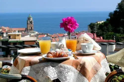 Breakfast in Villa Lara Hotel