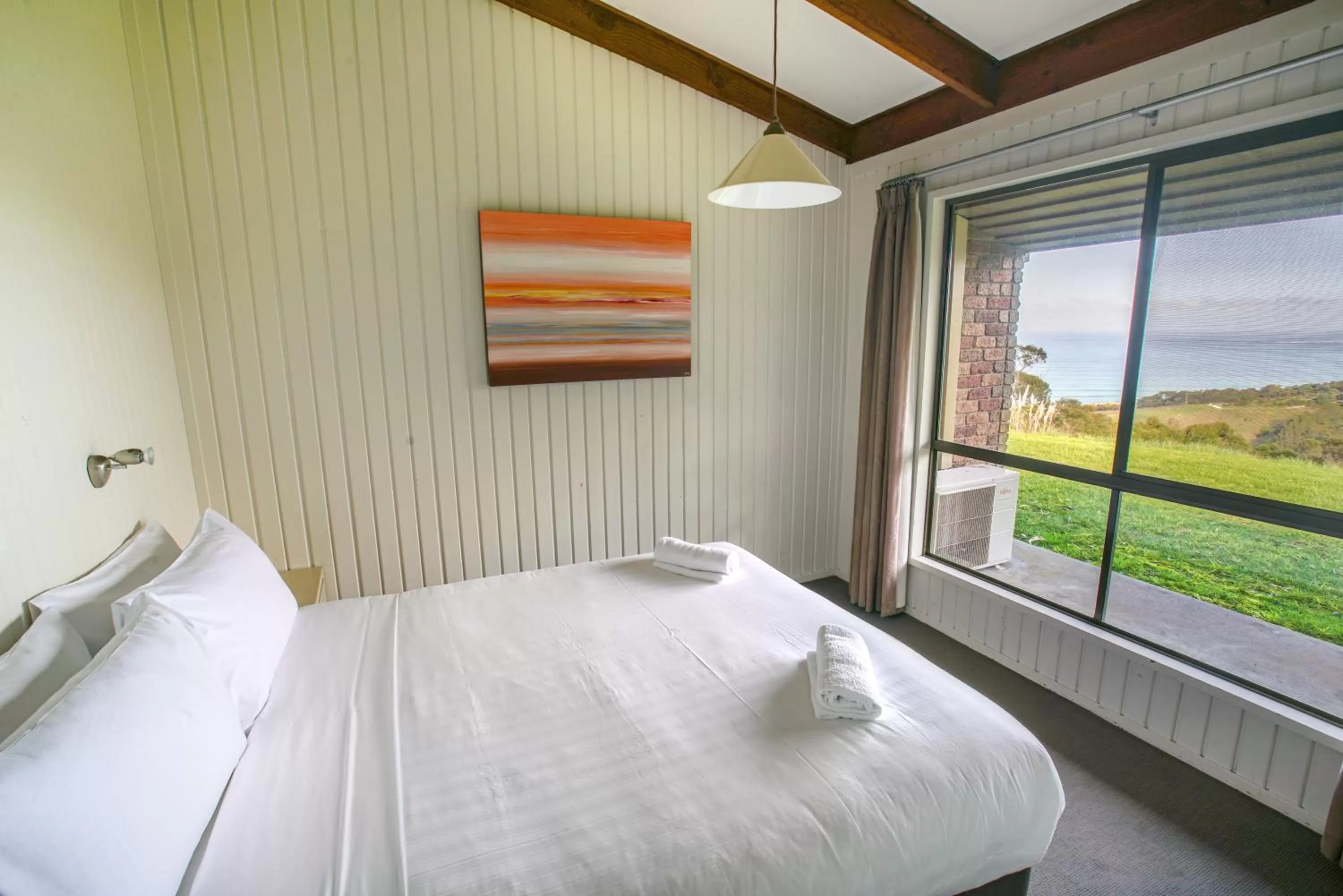 Bedroom, Bed in Beacon Point Ocean View Villas