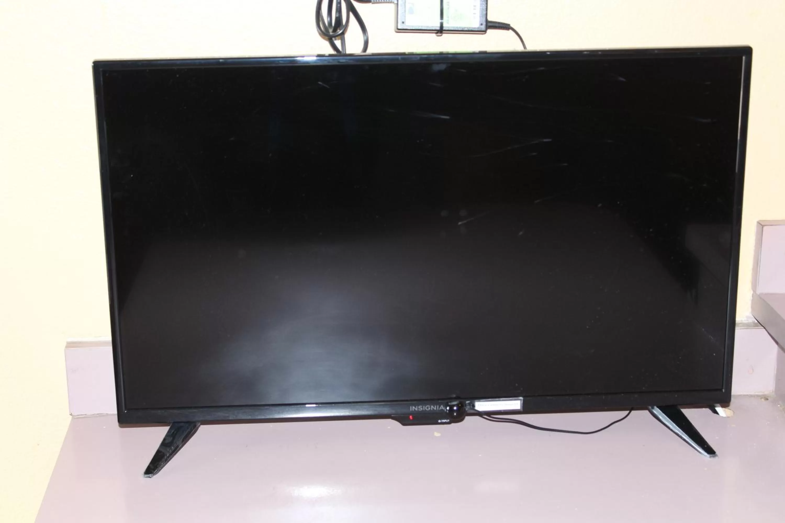 TV and multimedia in The Executive Inn & Suites