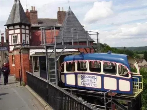 Other, Property Building in The Golden Lion Inn