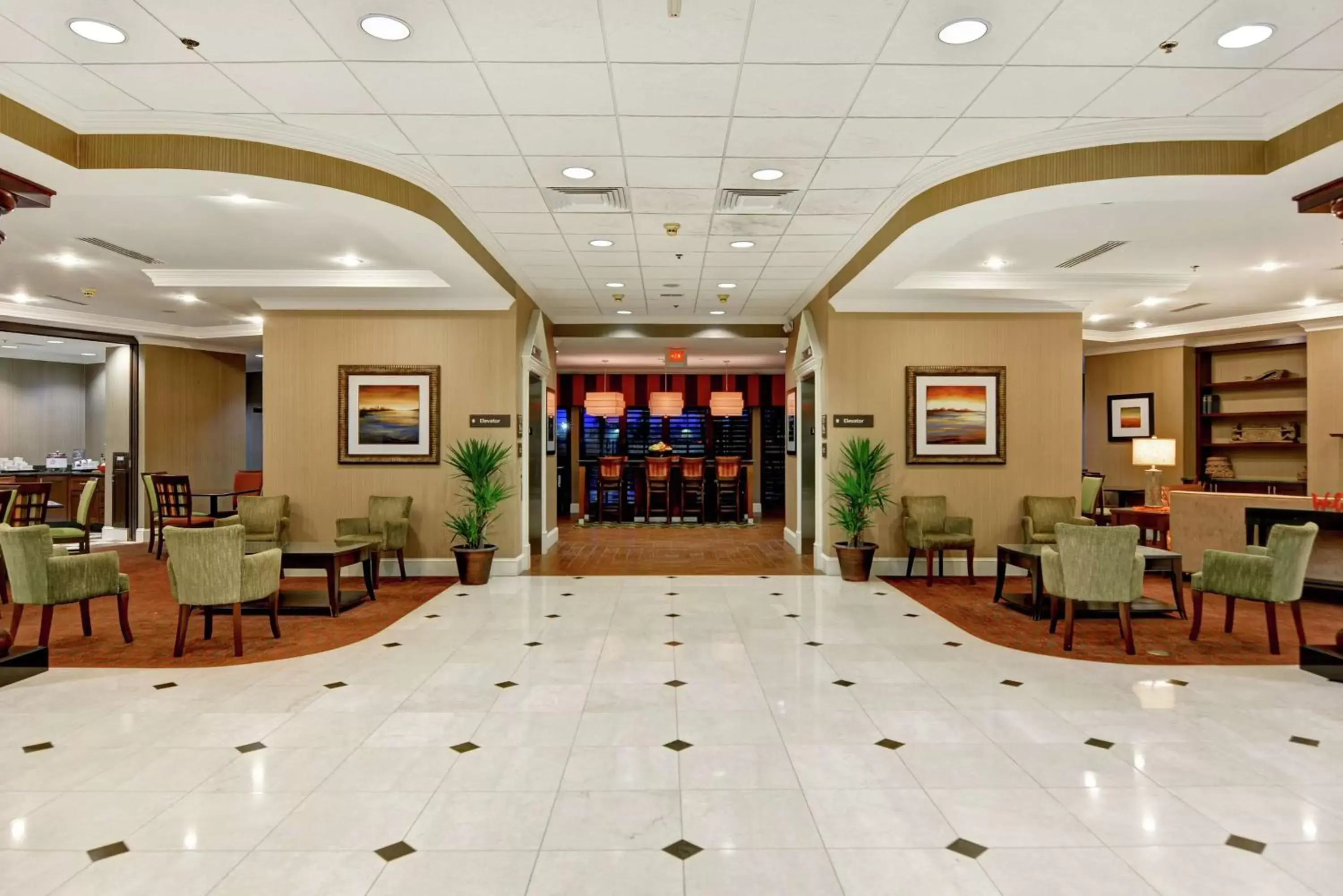 Lobby or reception in Hampton Inn Charleston North