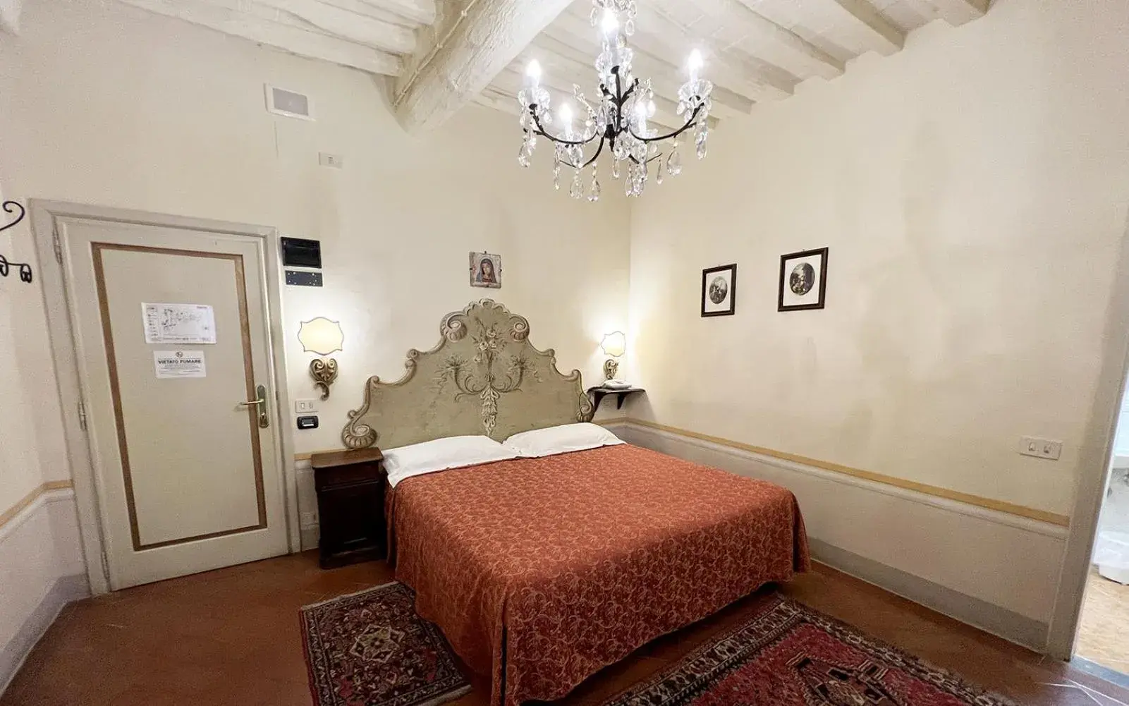 Bed in Hotel San Michele