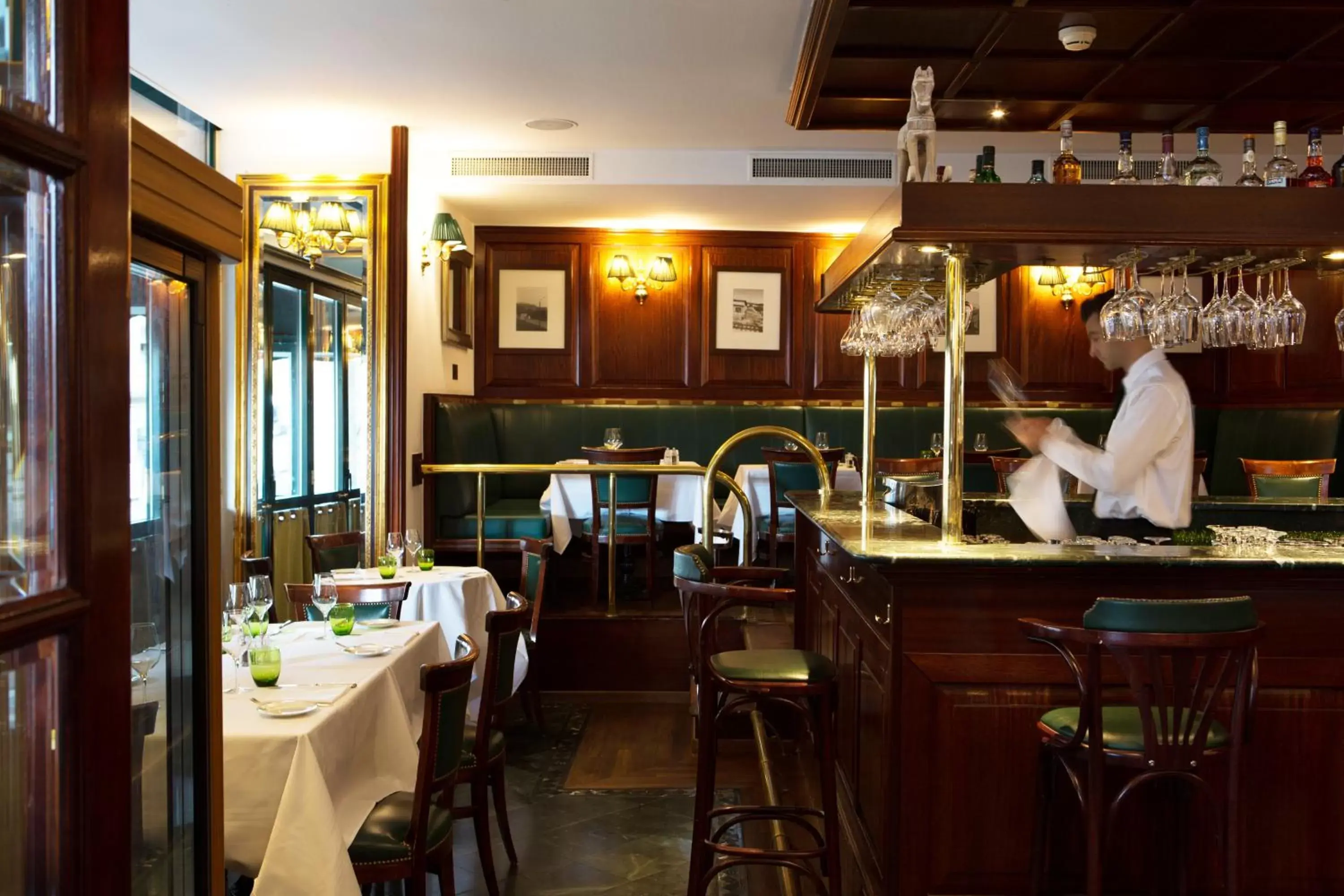 Restaurant/places to eat in Lausanne Palace Restaurant/places to eat in Lausanne Palace