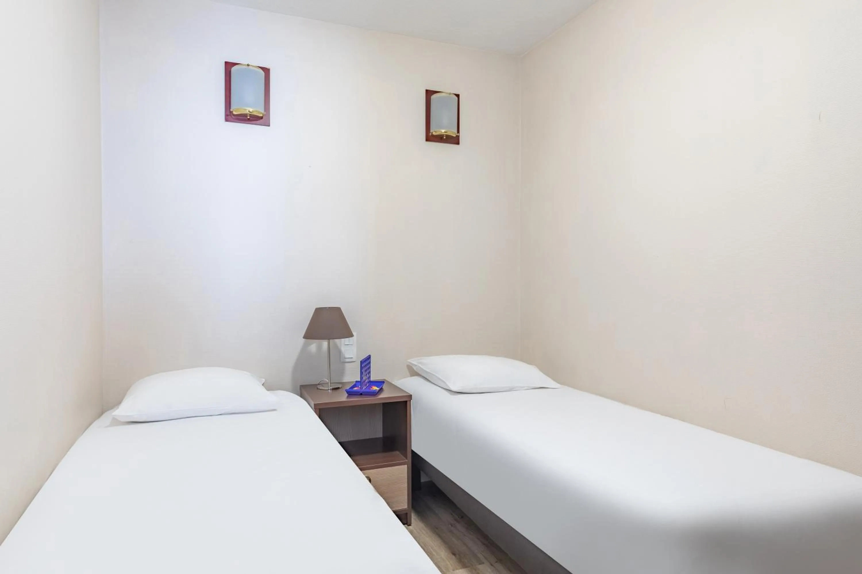 Bed in Appart'City Classic Chalon sur Saone