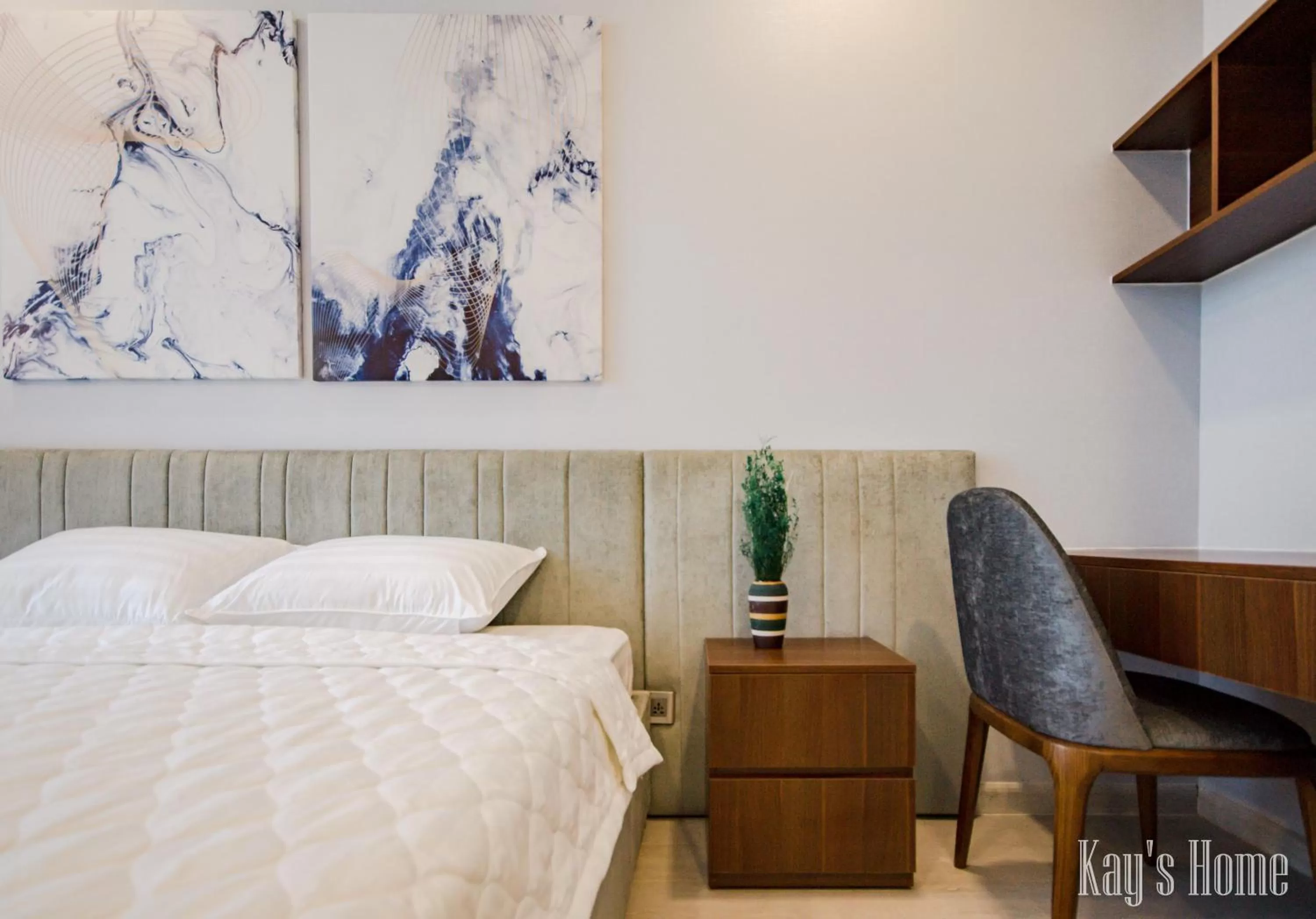 Bed in Vinhomes Central Park-Nice Homes