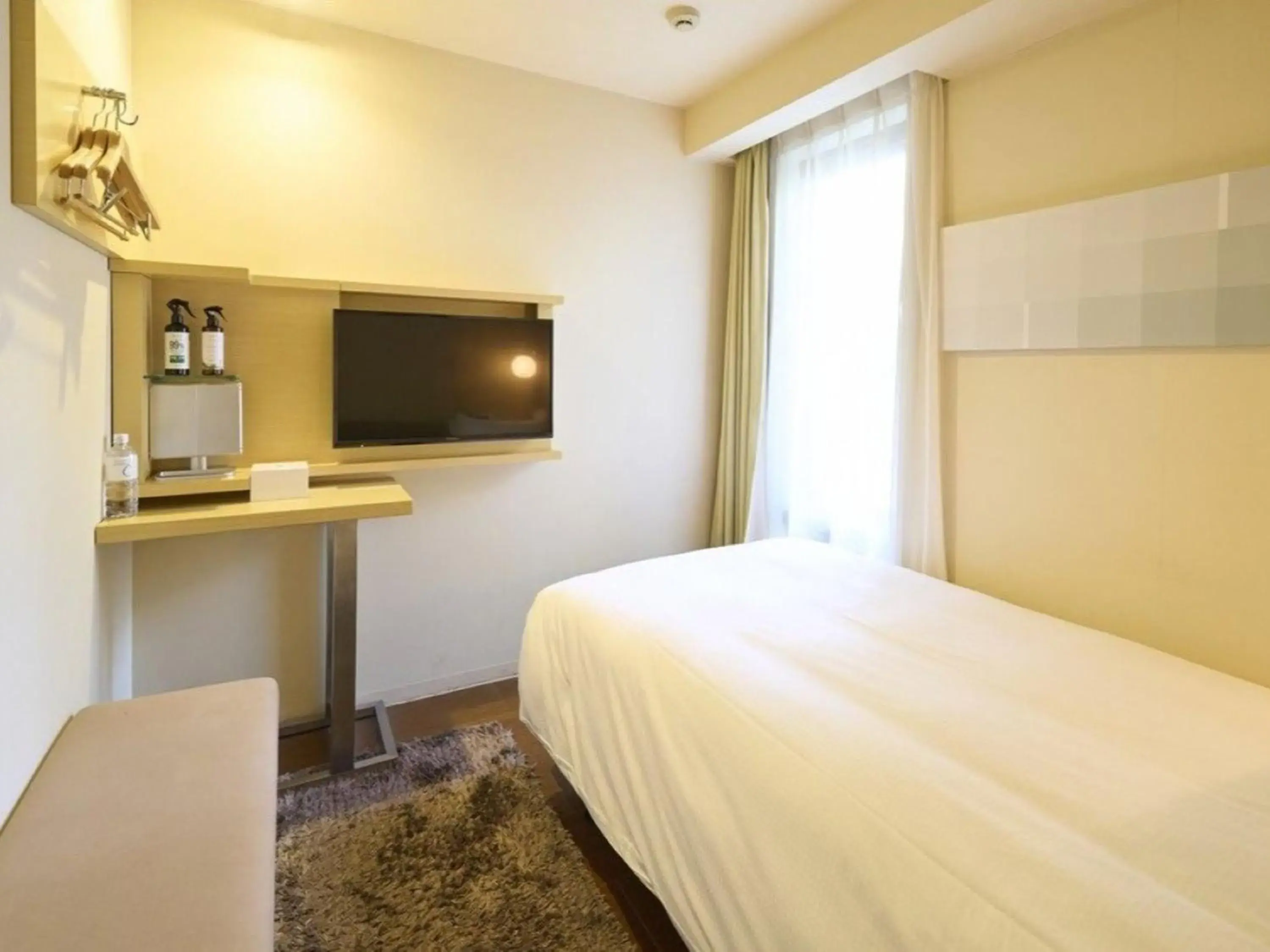 Bed in Hotel Resol Ikebukuro