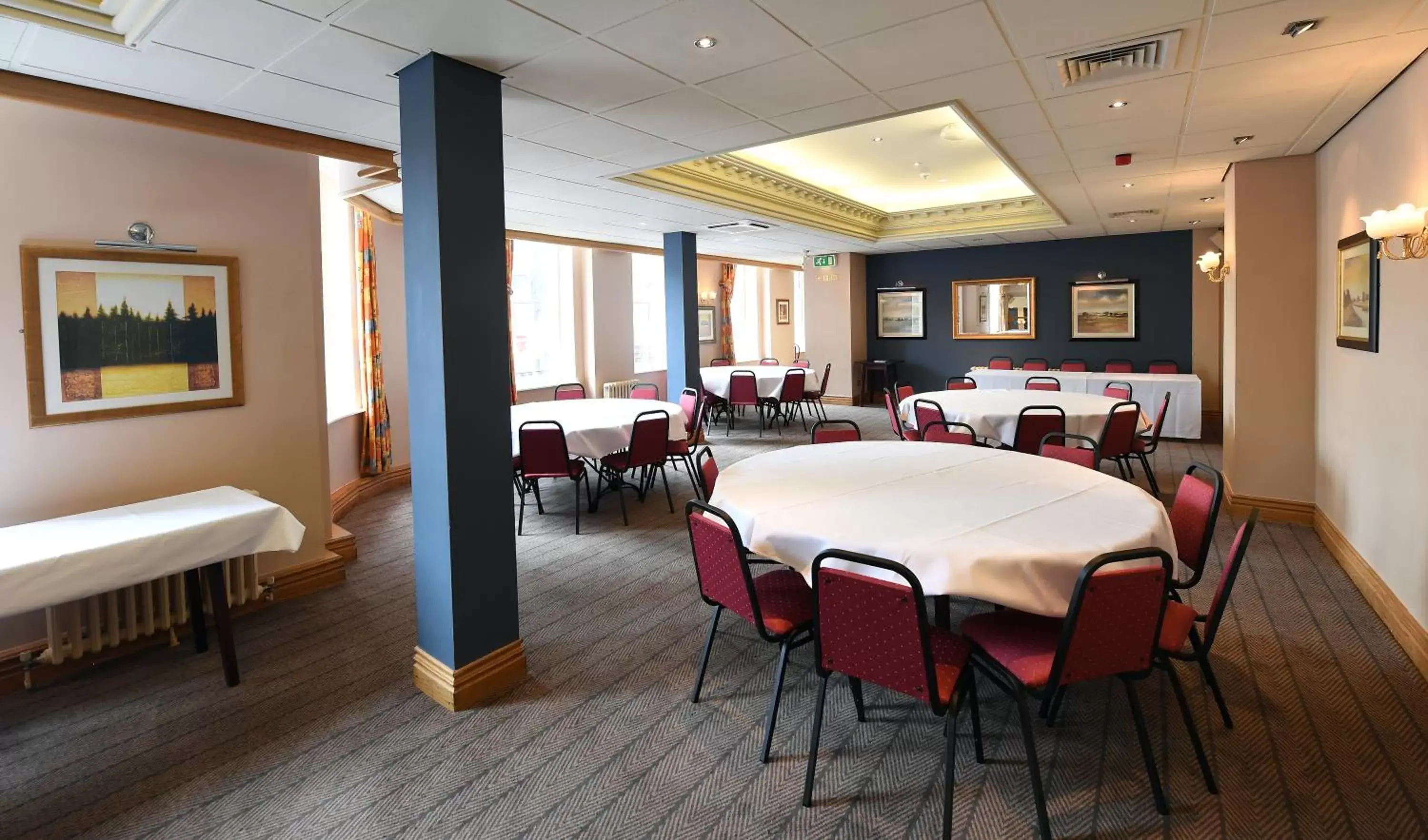 Meeting/conference room, Restaurant/Places to Eat in Wynnstay Arms, Wrexham by Marston's Inns