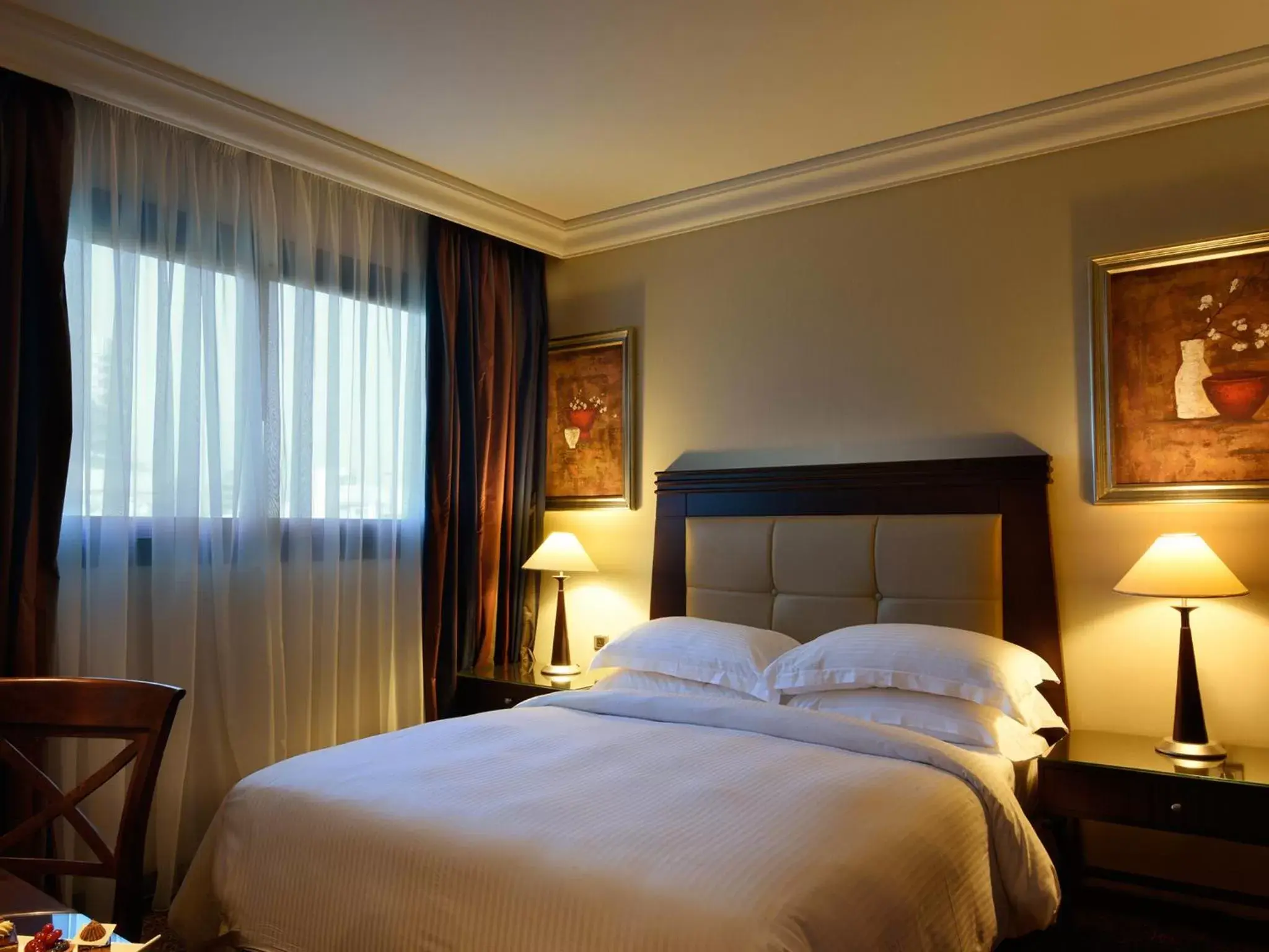 Bedroom, Bed in Raouche Arjaan by Rotana