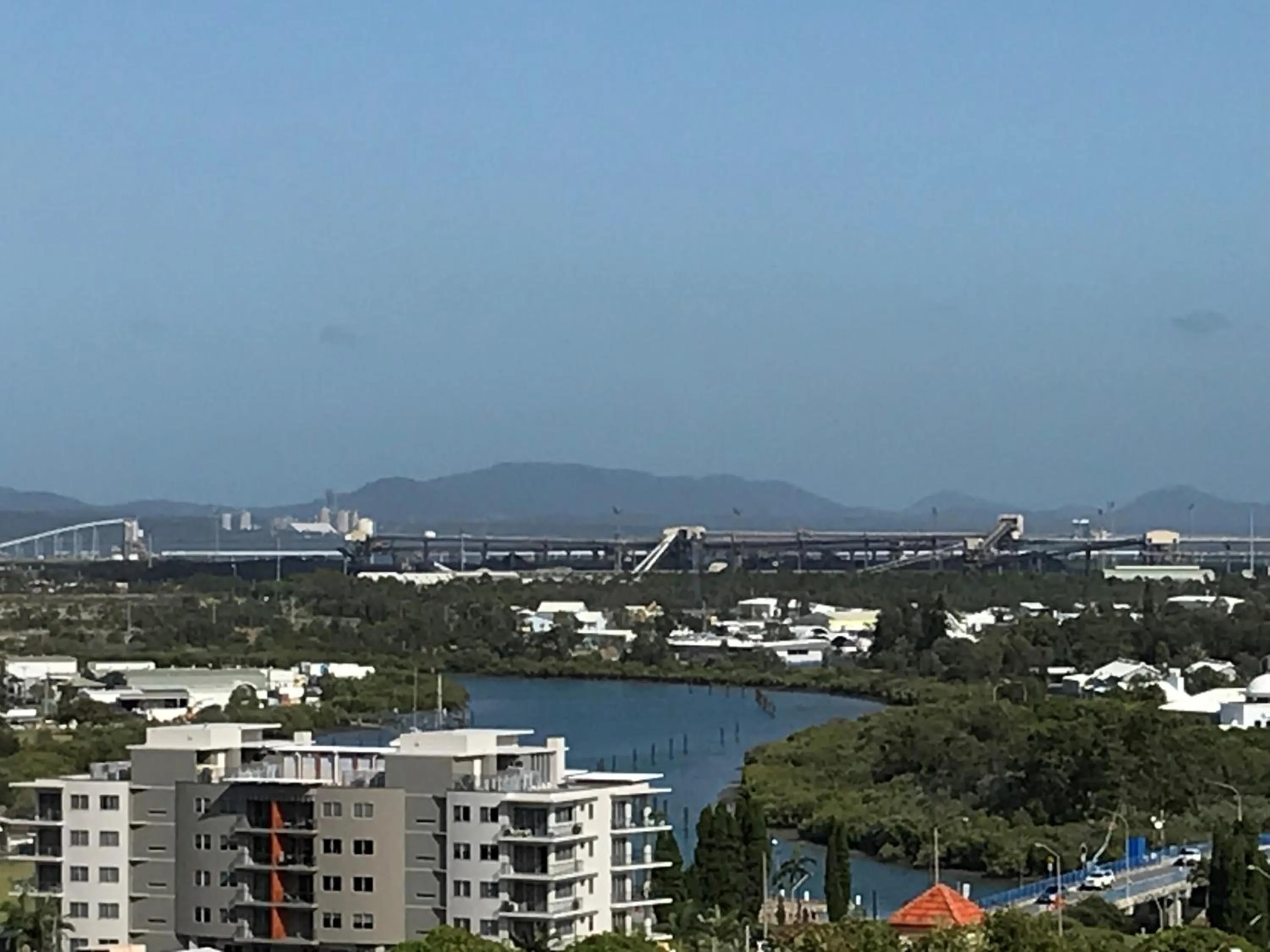 Balcony/Terrace in Metro Hotel & Apartments Gladstone