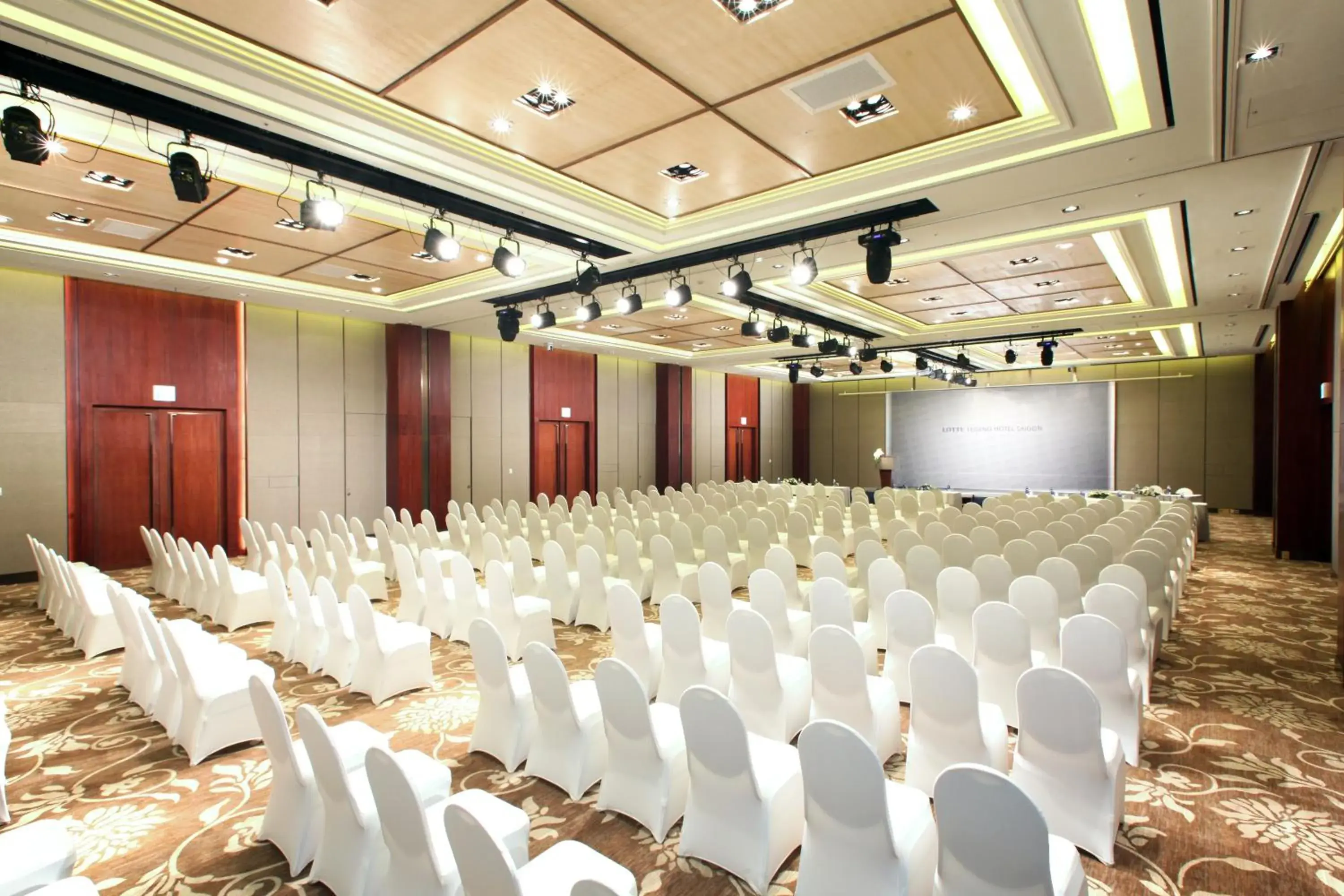 Meeting/conference room in Lotte Hotel Saigon