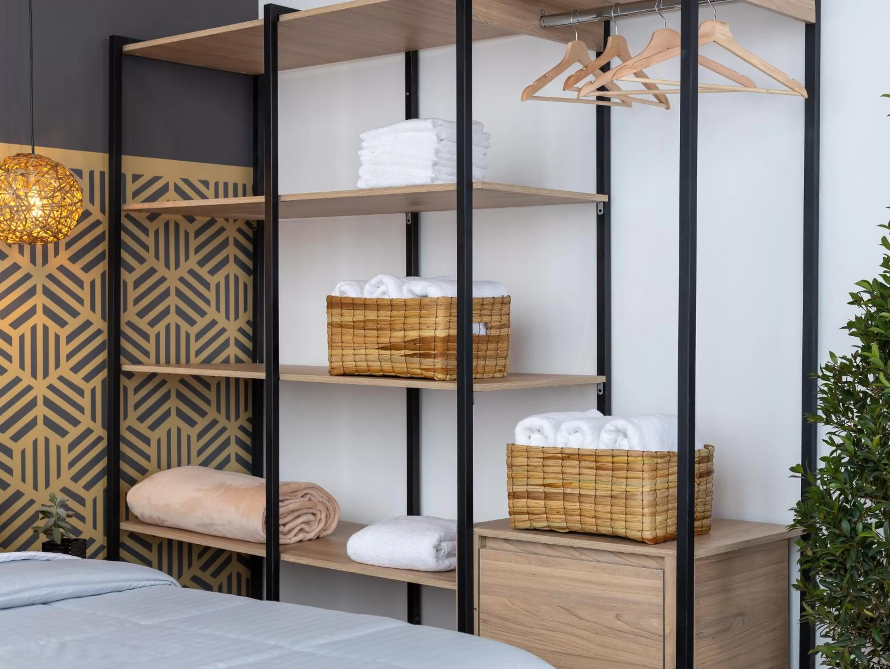 wardrobe in Hotel Lexum Estadio