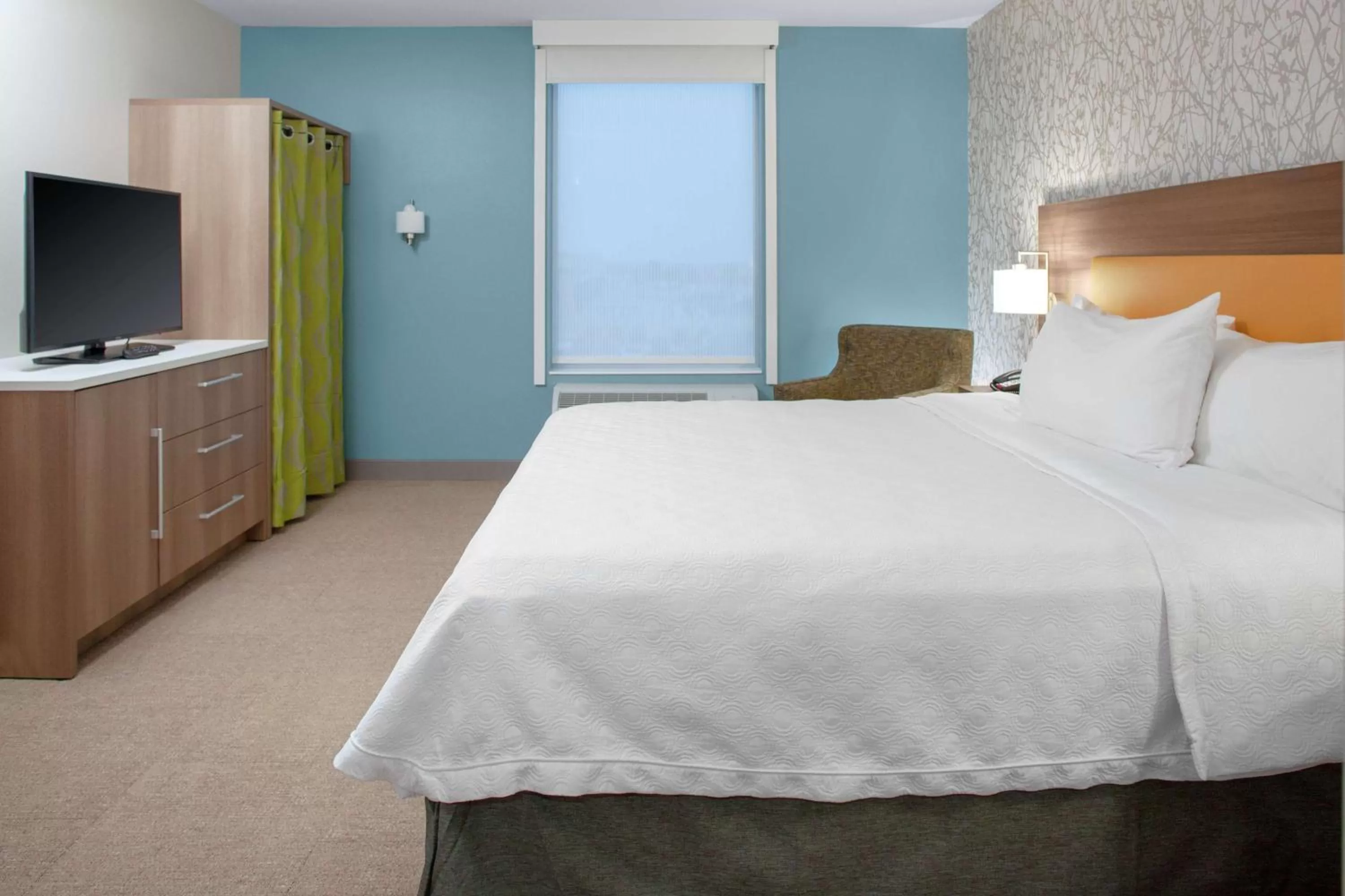 Bedroom, Bed in Home2 Suites By Hilton Denver South Centennial Airport