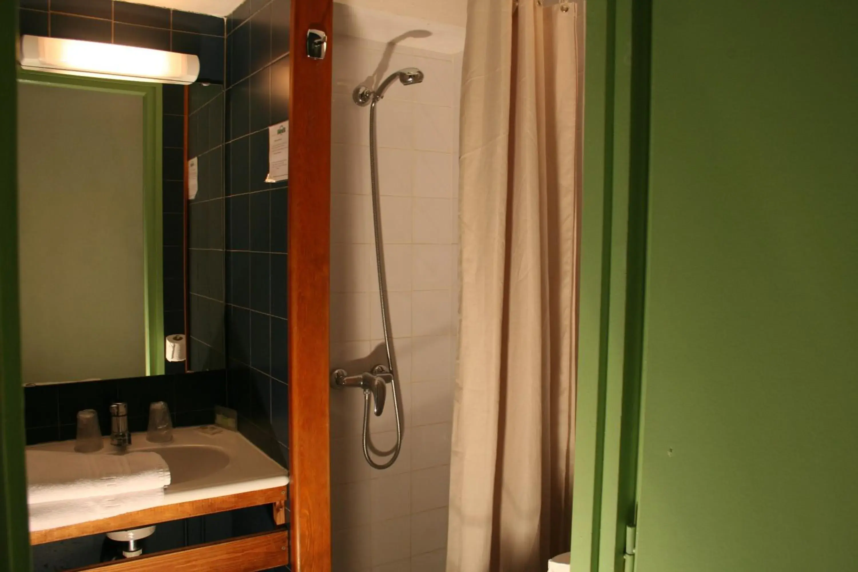 Bathroom in Hôtel La Chartreuse