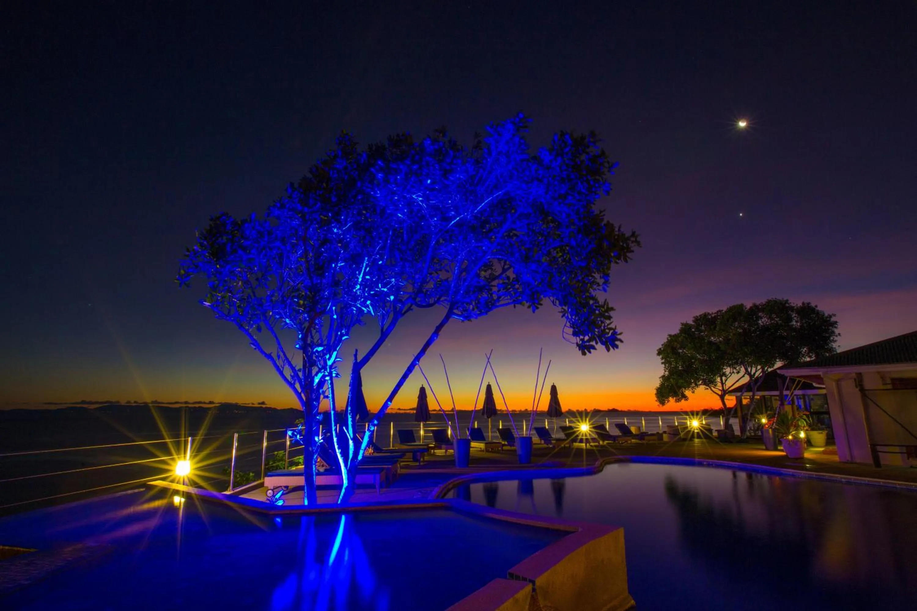 Facade/entrance in Coco de Mer Hotel and Black Parrot Suites