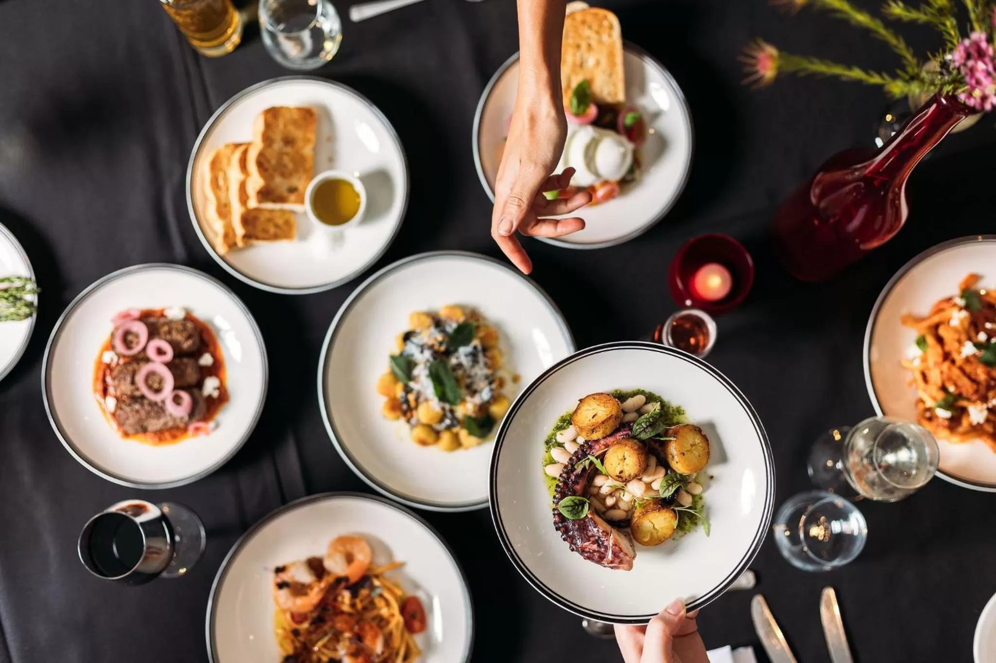 Meeting/conference room in Crowne Plaza Canberra by IHG