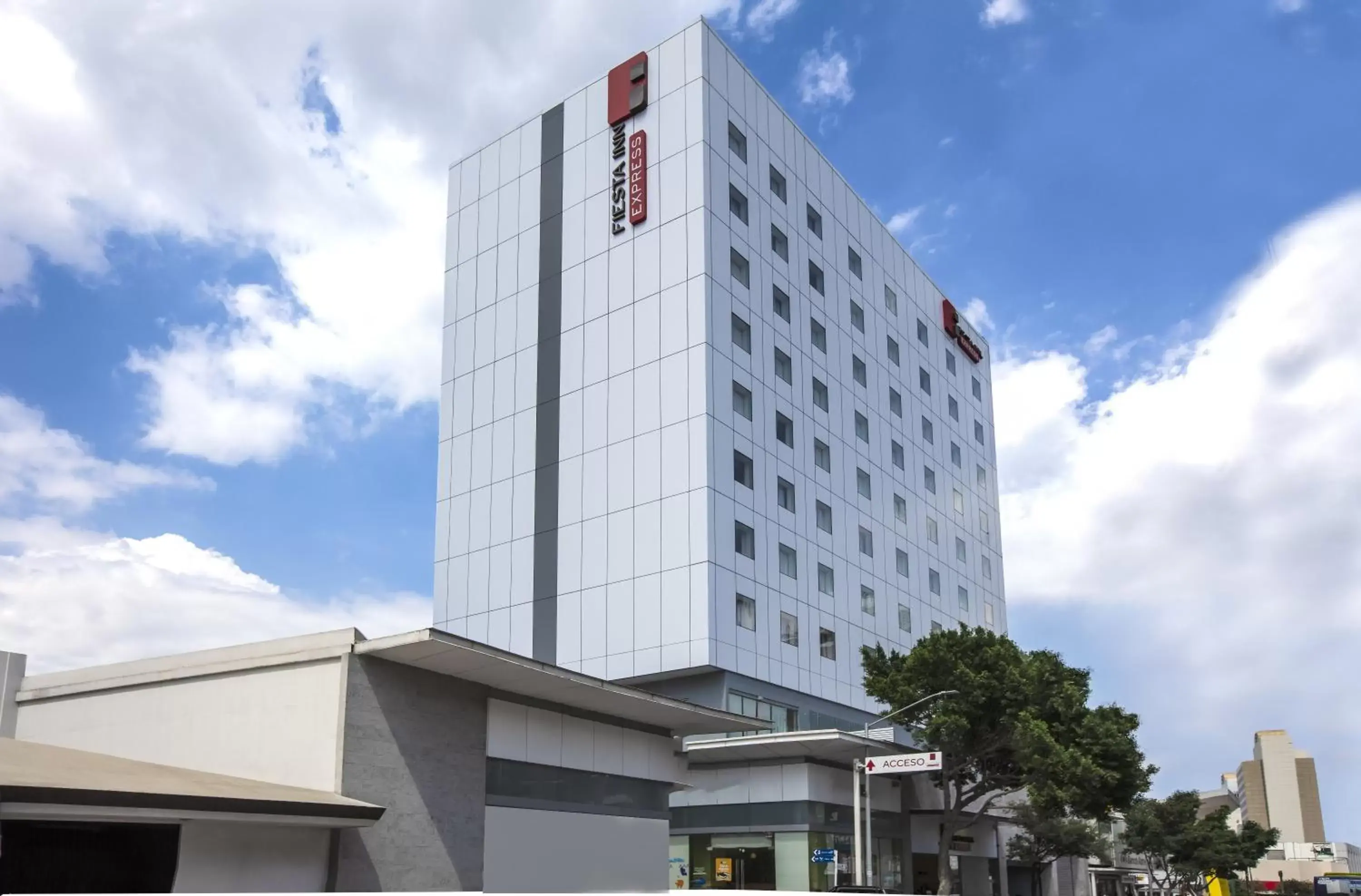 Property building in Fiesta Inn Express Monterrey Centro