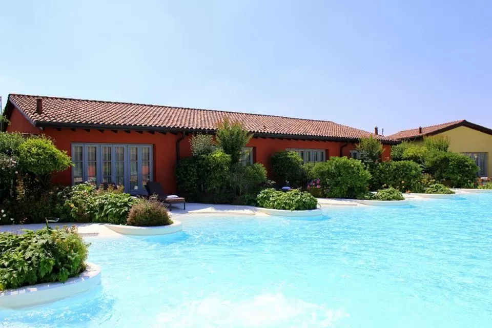 Day in Joia Hotel & Luxury Apartments RTA