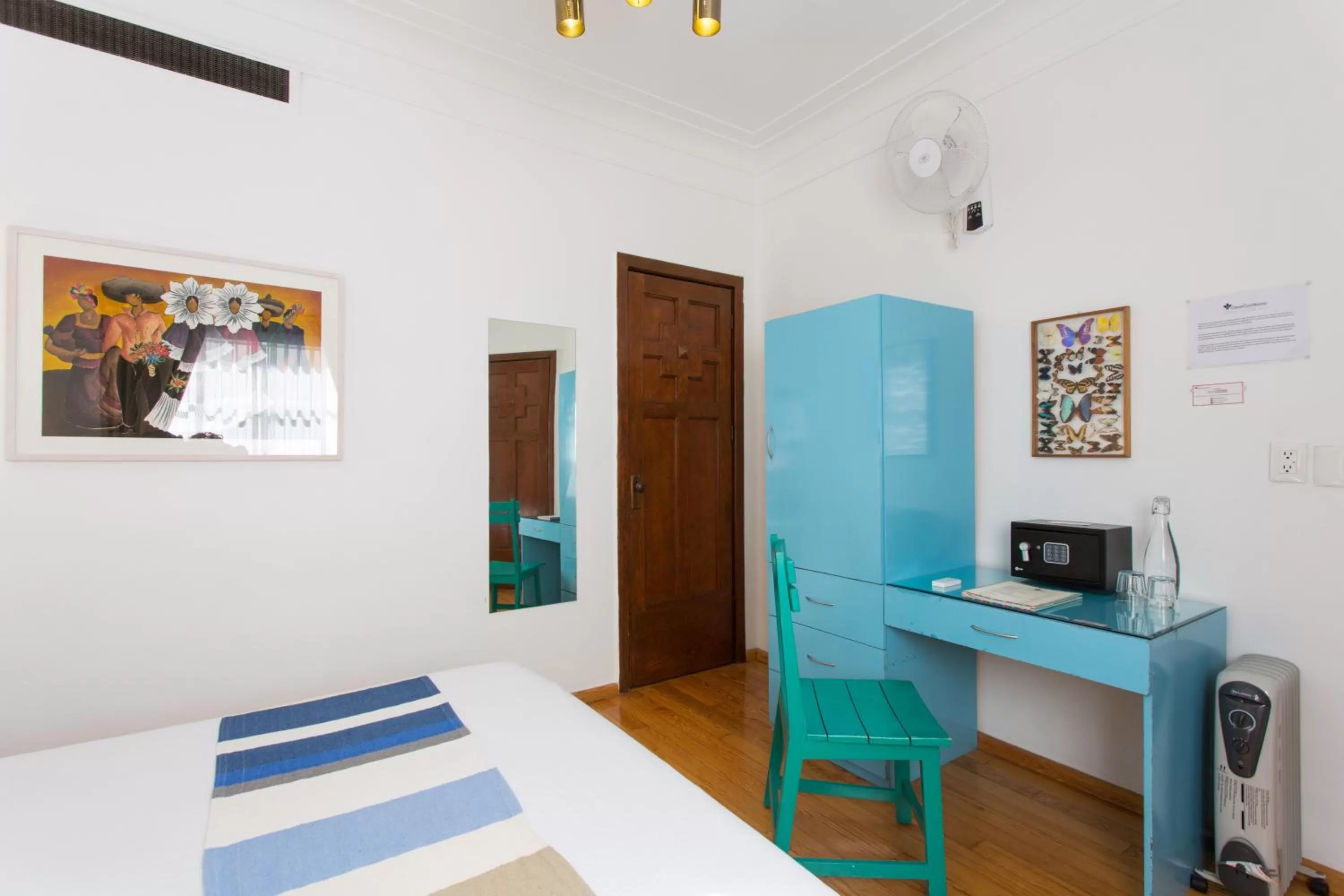 TV/Entertainment Center in Casa Comtesse