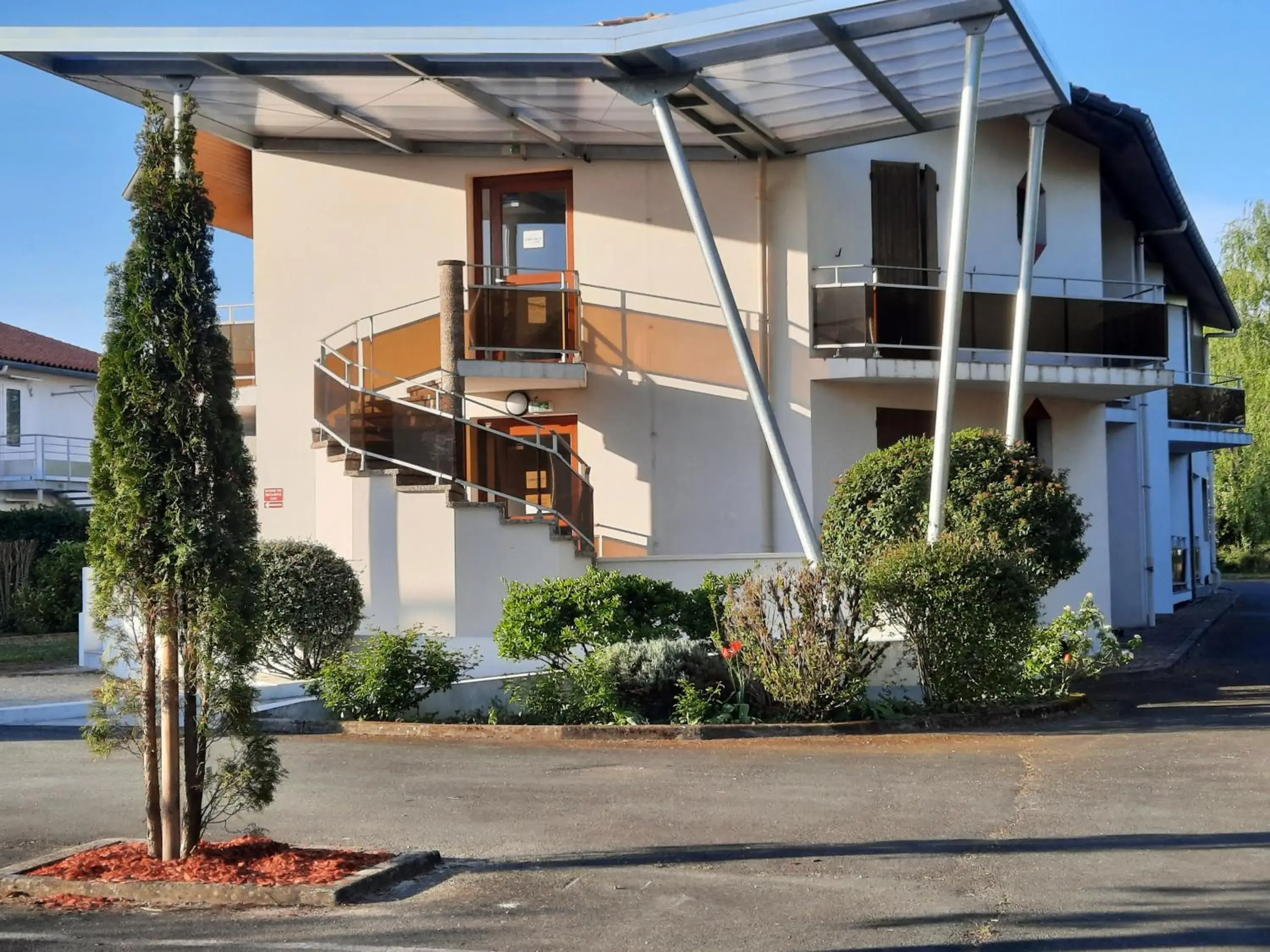 Property Building in Logis Aurea Hotel