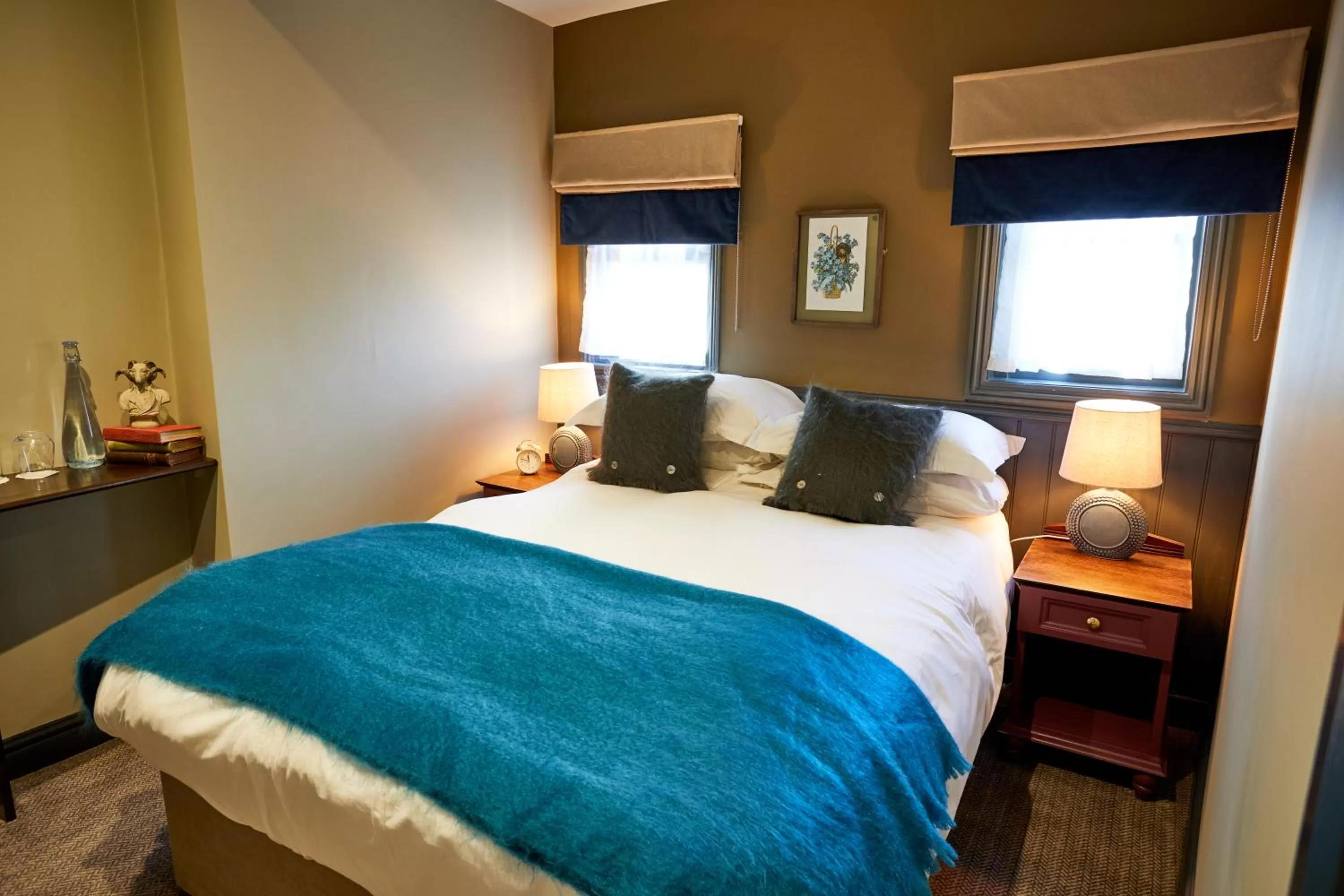 Bed in The Fleece at Cirencester