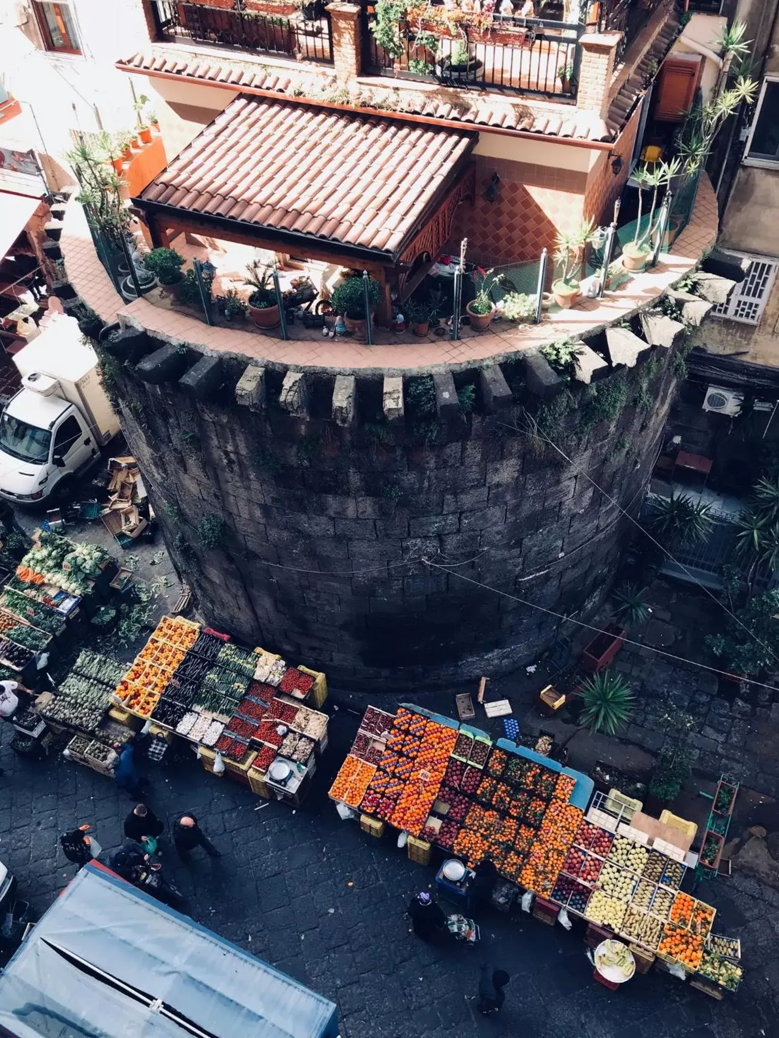 Property building, Bird's-eye View in Napoli Central Gate