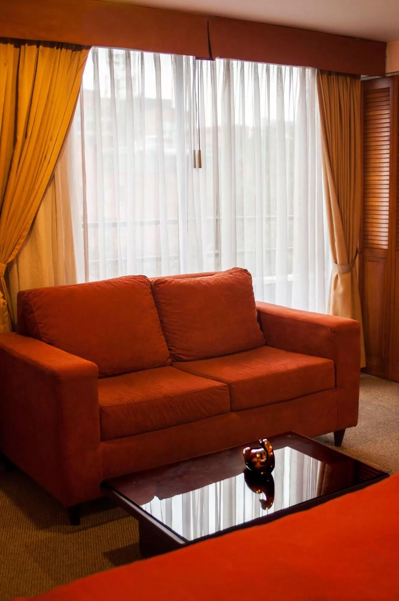 Living room in Apartaestudios Los Andes