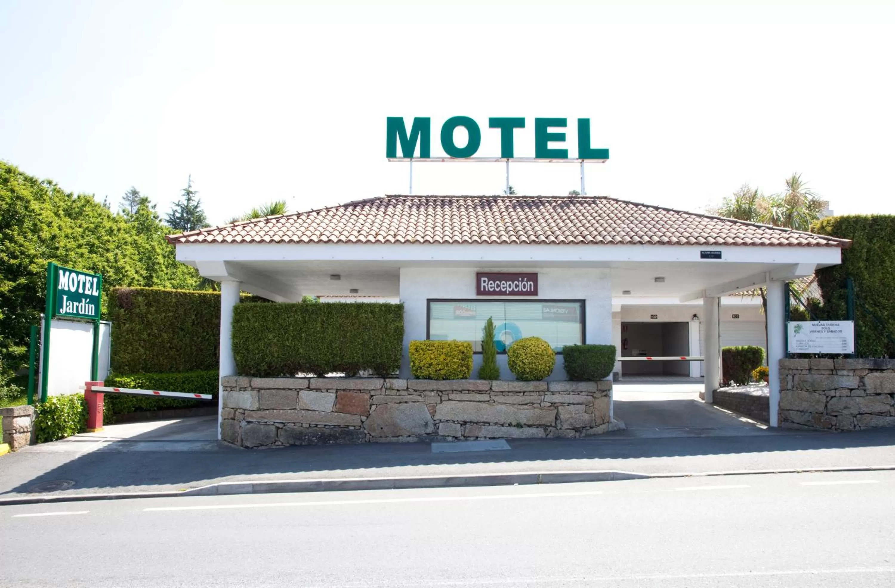 Property building in Motel Jardin
