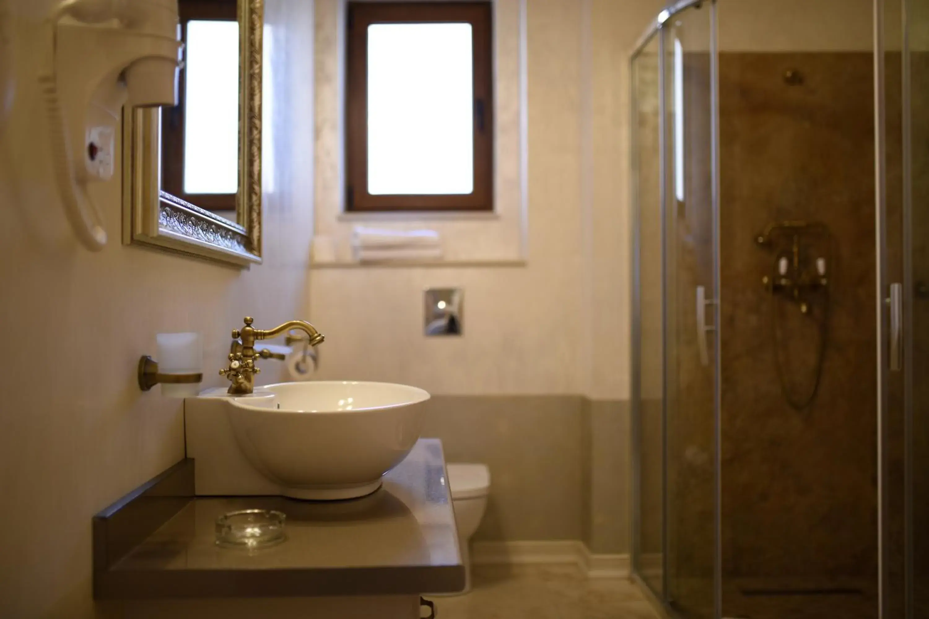 Bathroom in Euro Hotel Grivita