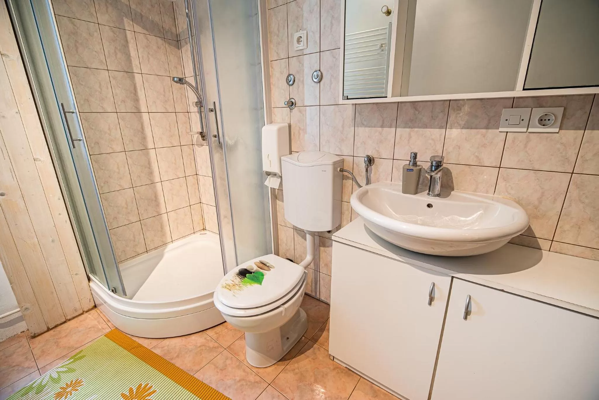 Bathroom in Cvet gora - Camping, Glamping and Accomodations