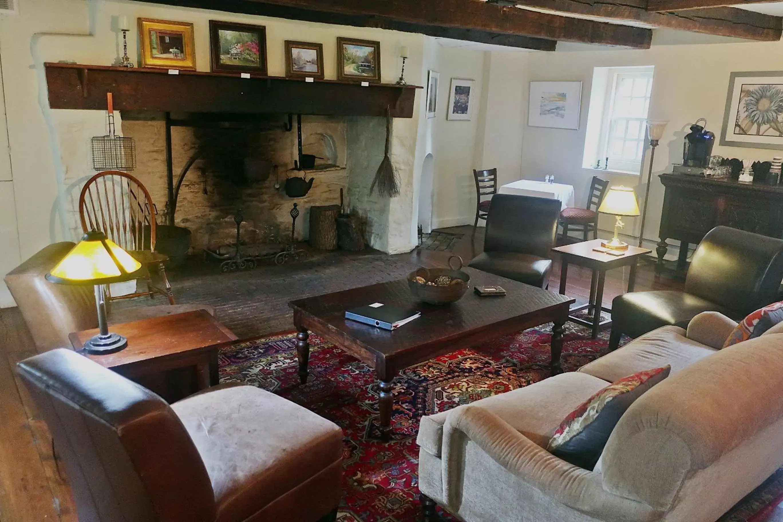 Seating Area in Inn at Glencairn