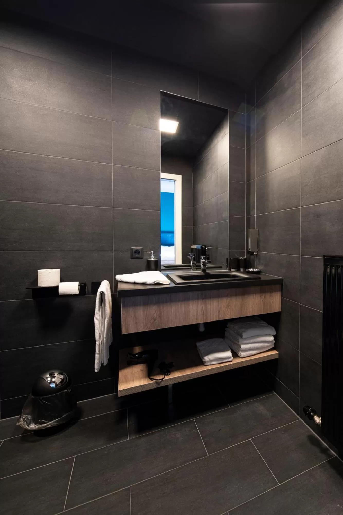 Bathroom in Blackhome Innsbruck Boutique I contactless check-in