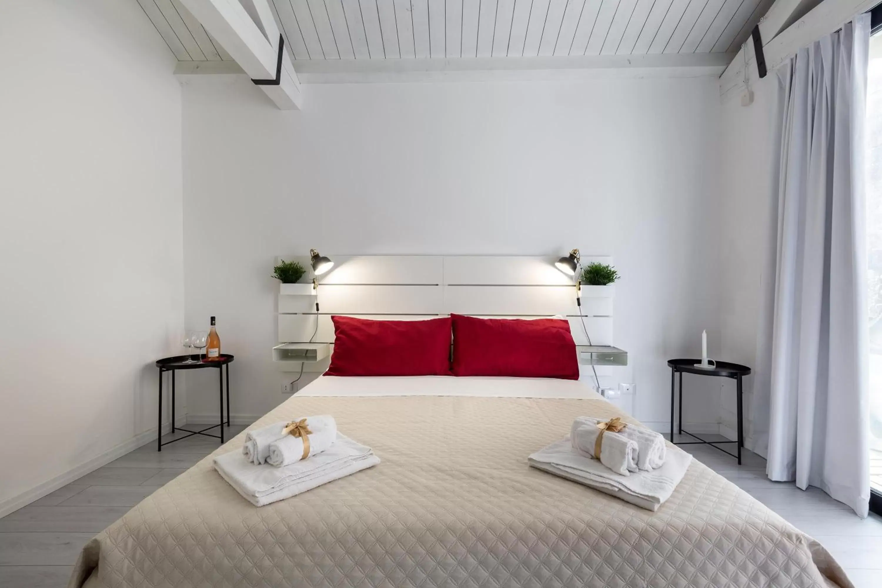 Bedroom, Bed in B&B InCentro Comfort Suite