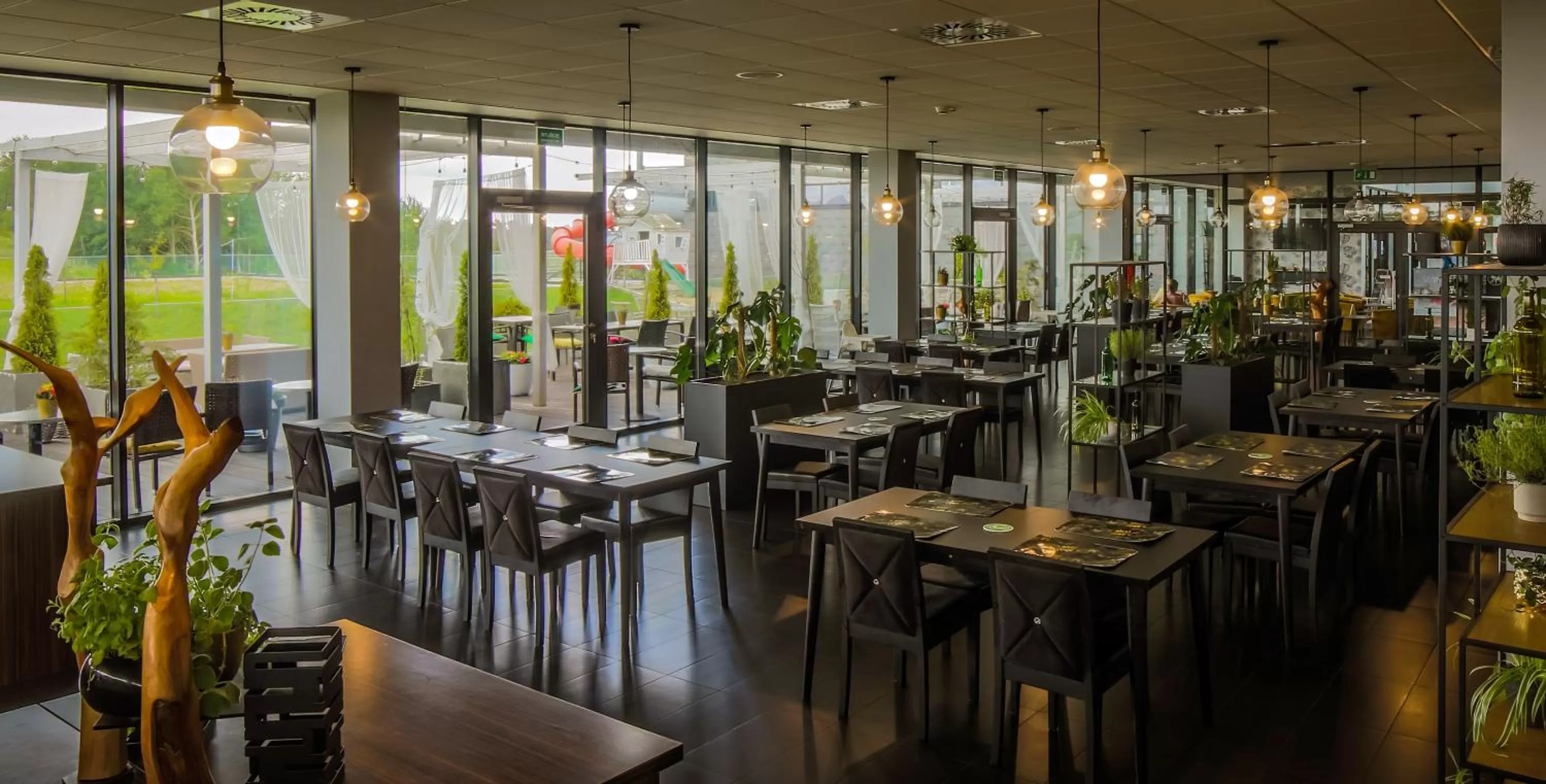 Restaurant/places to eat in Termy Warmińskie