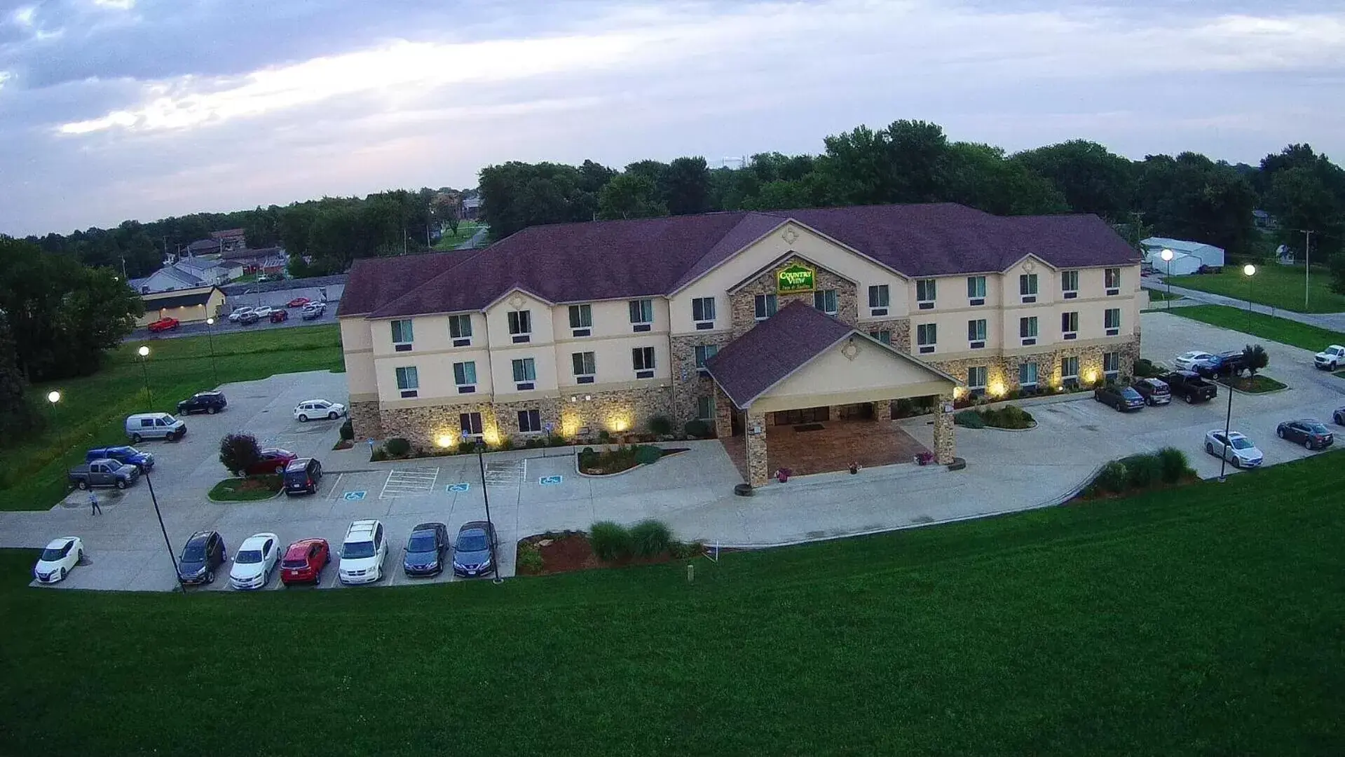 Property Building in Countryview Inn & Suites