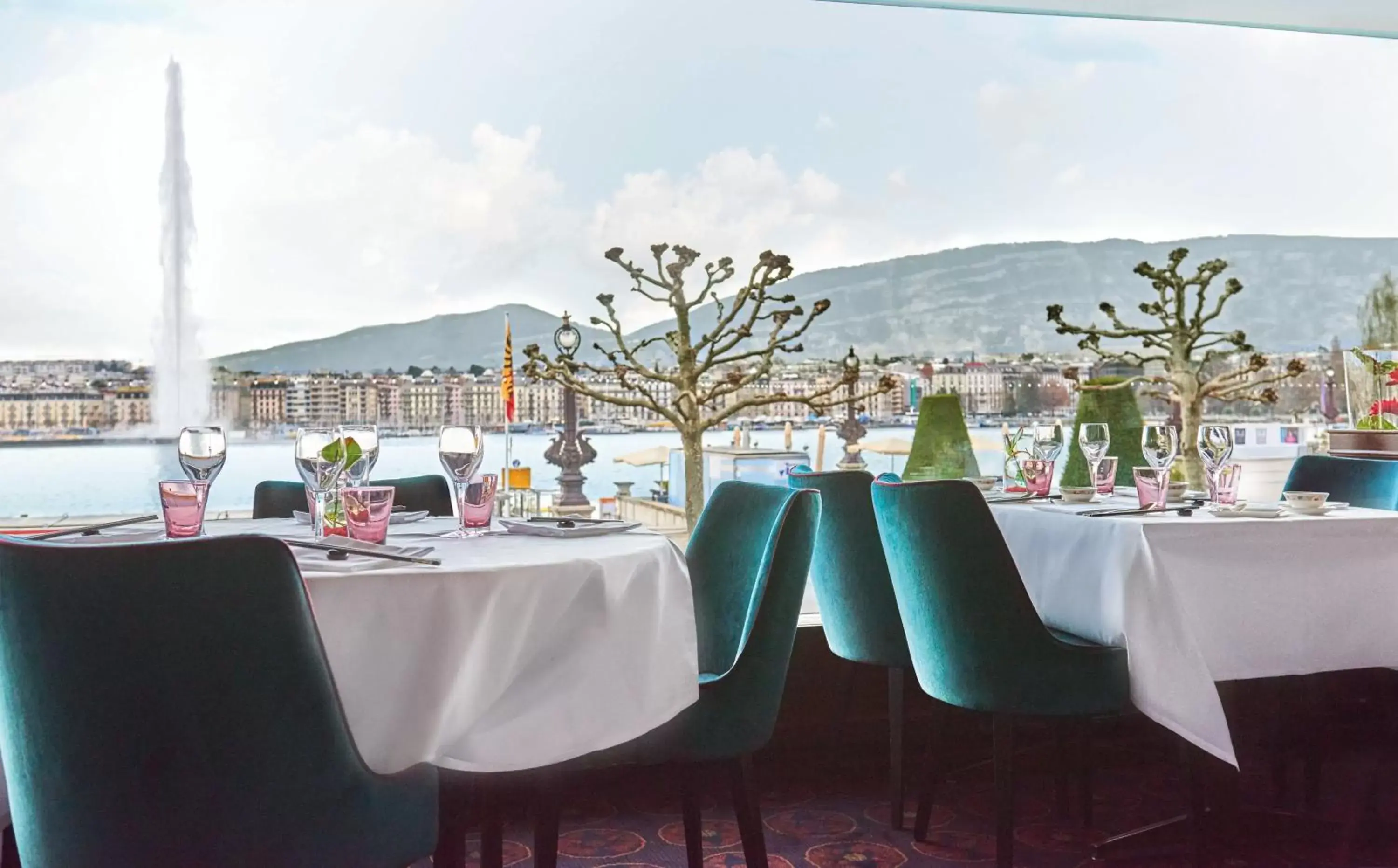 Restaurant/places to eat in Fairmont Grand Hotel Geneva