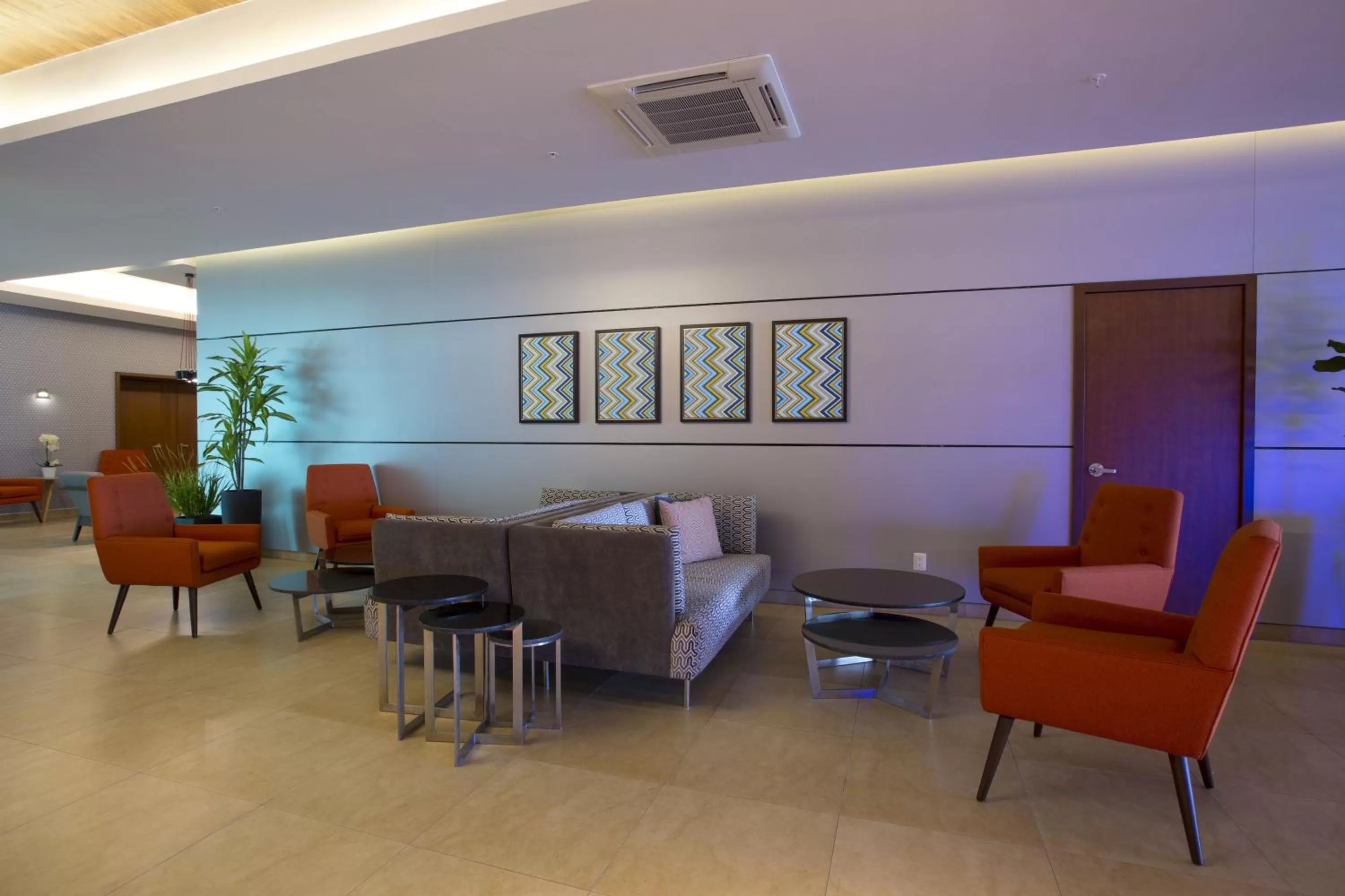 Property building in Holiday Inn Express Mérida by IHG