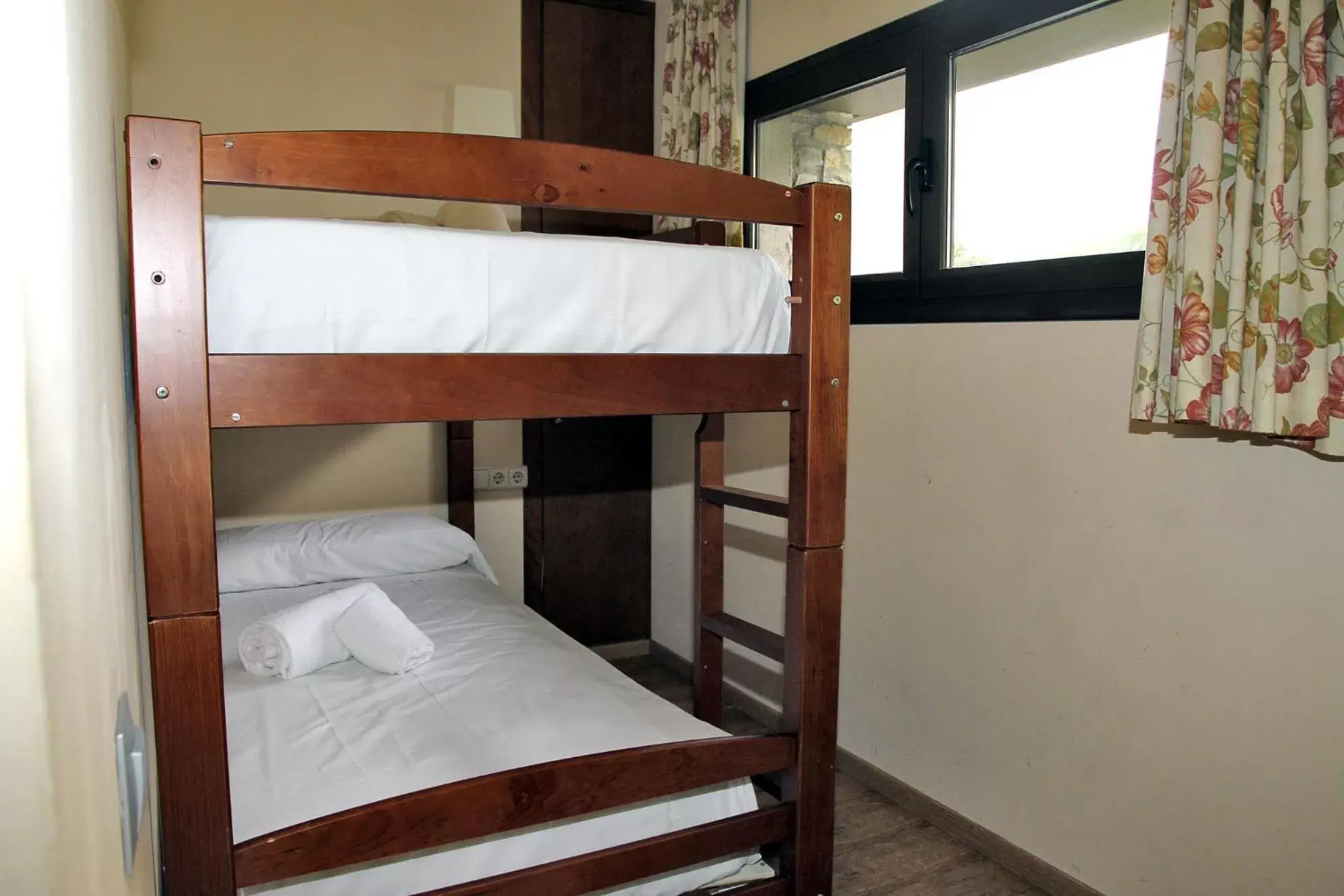 Bunk Bed in Aparthotel La Vall Blanca