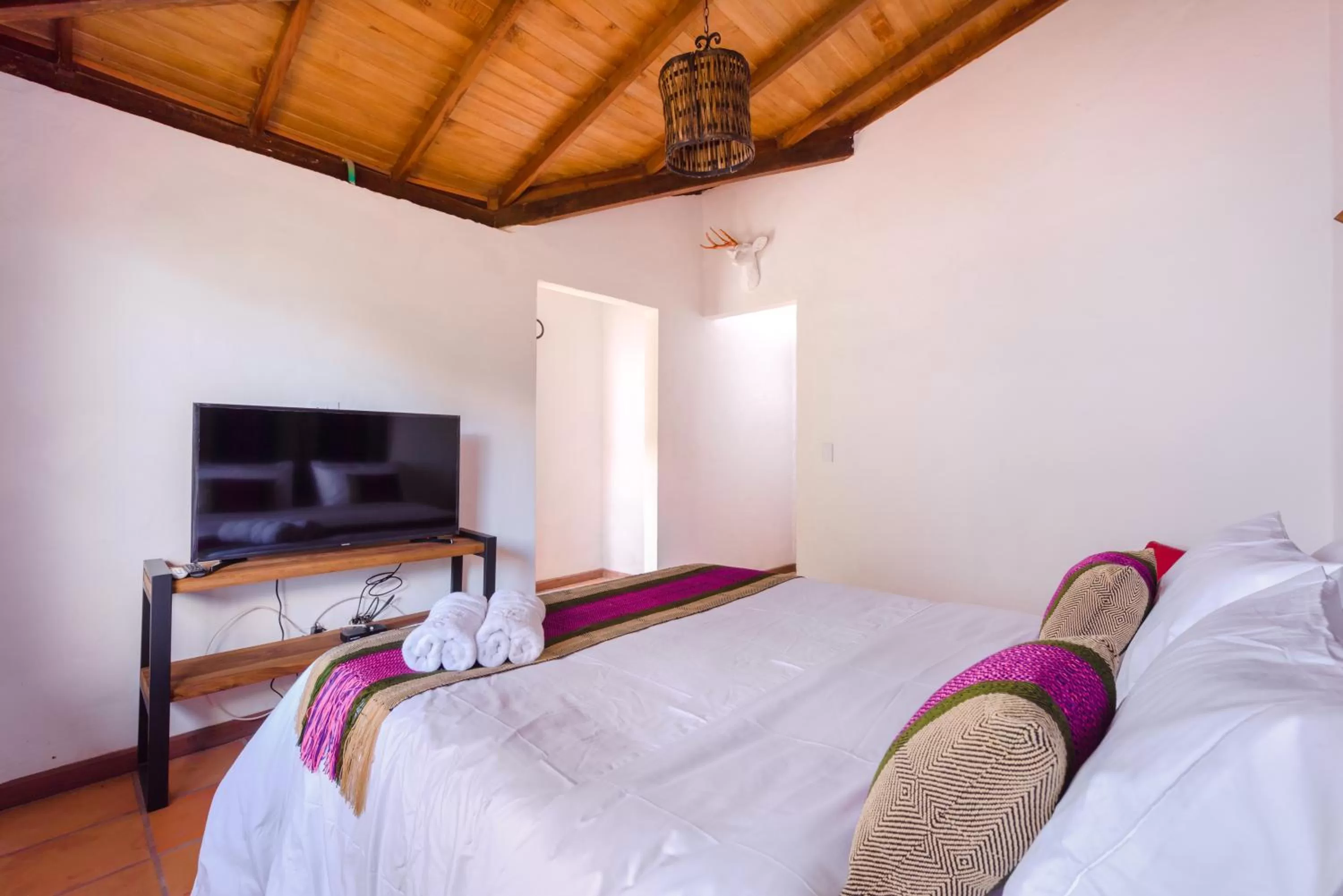 Bed in Hotel Kawa Mountain Retreat