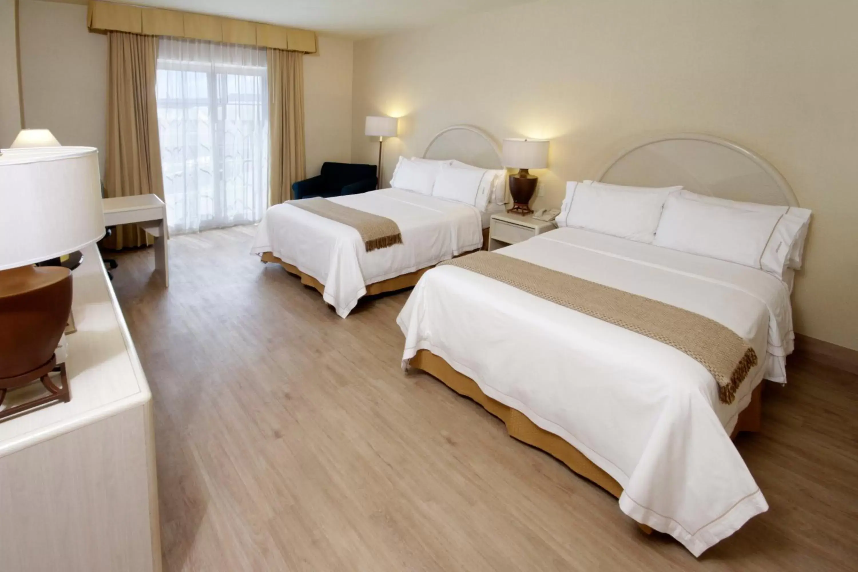 Photo of the whole room, Bed in Holiday Inn Express Torreon, an IHG Hotel