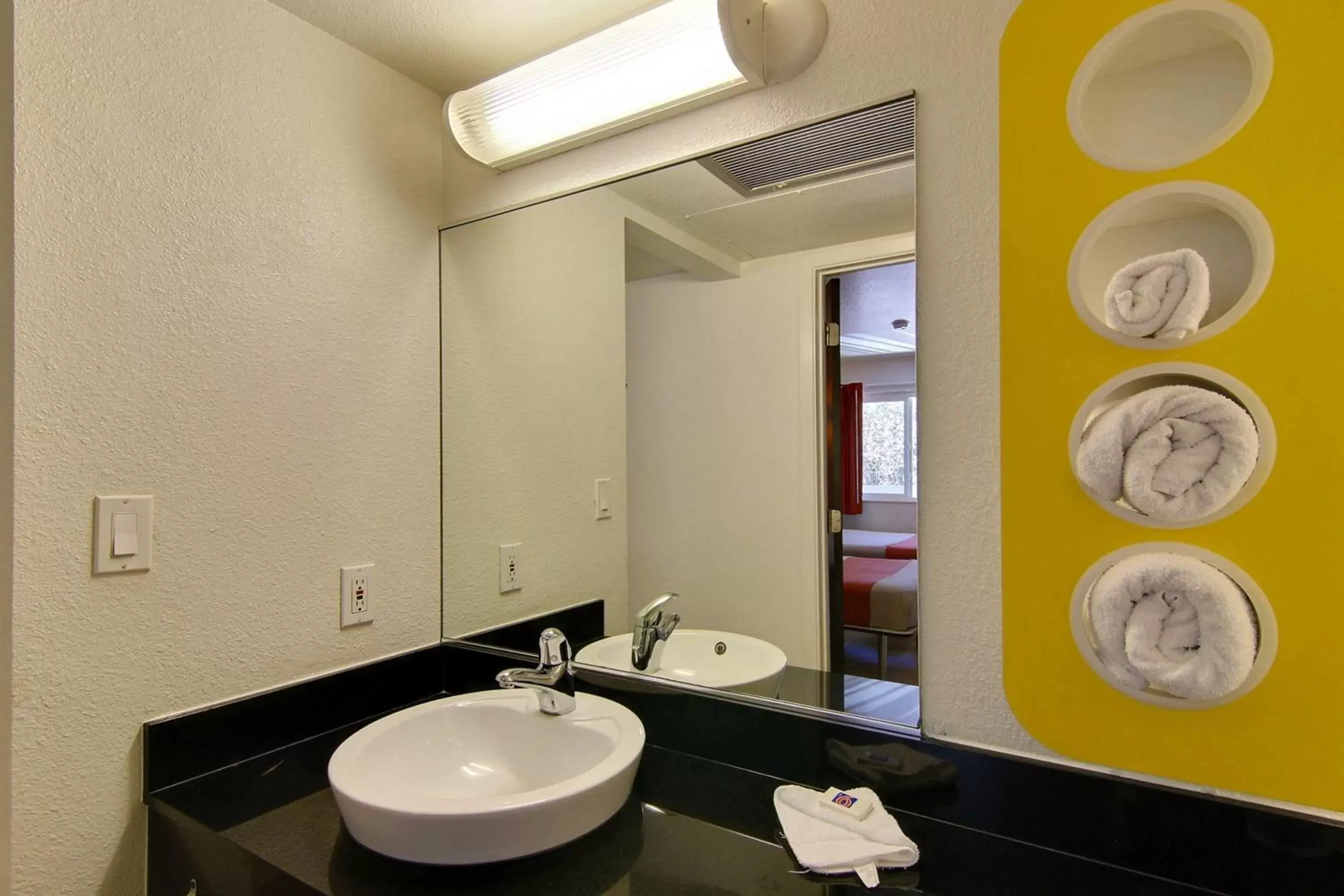 Bathroom in Motel 6-Carpinteria, CA - Santa Barbara - South