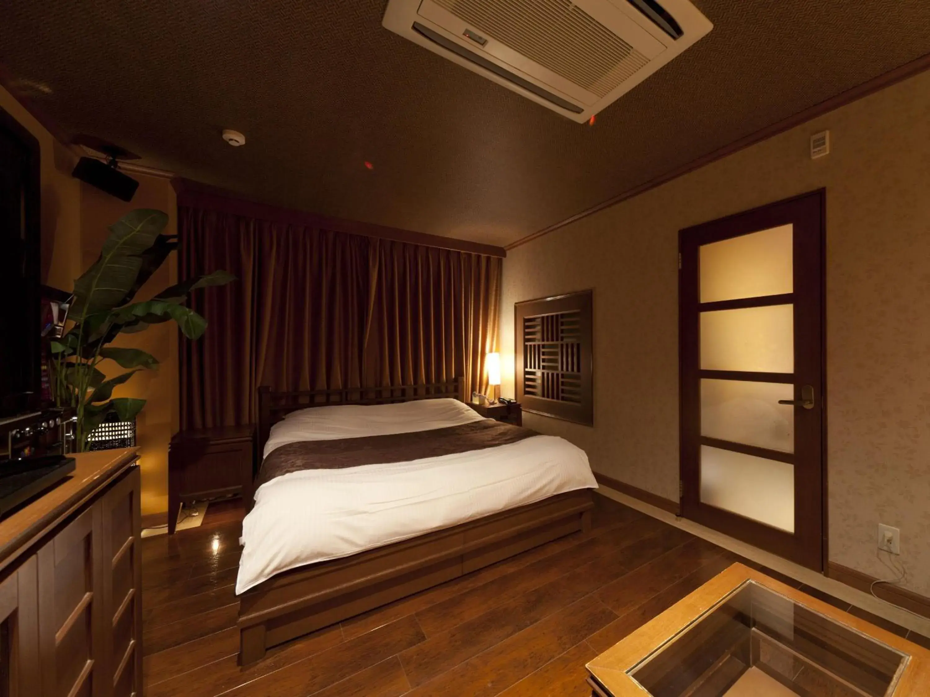 Photo of the whole room, Bed in Hotel Grand Fine Kyoto Okazaki