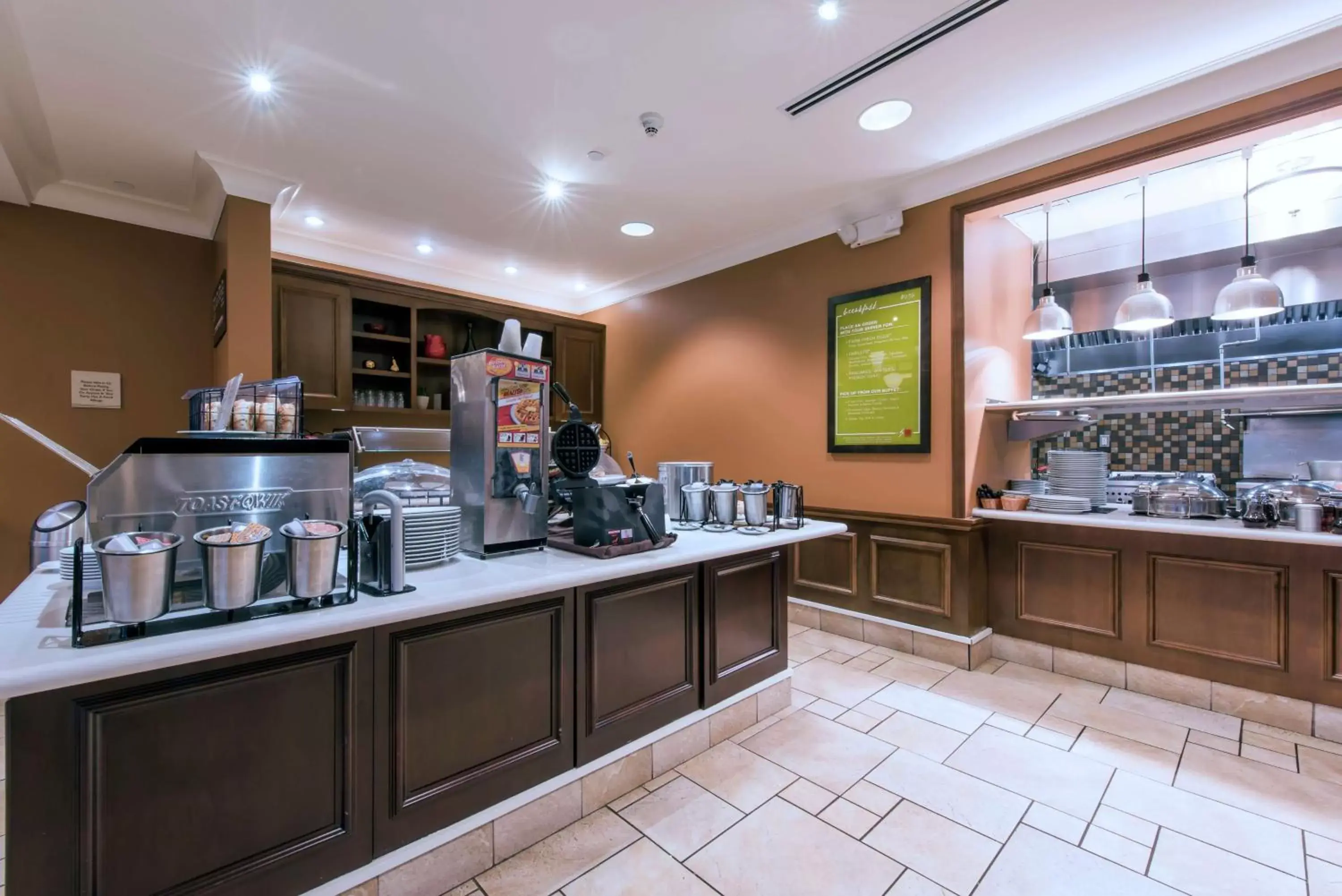 Breakfast, Restaurant/Places to Eat in Hilton Garden Inn Devens Common