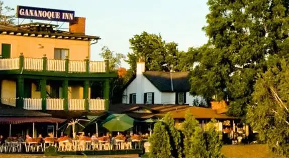 Facade/entrance, Property Building in The Gananoque Inn & Spa